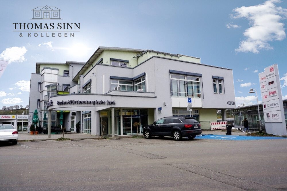 Immobilienangebot - Lauffen am Neckar - Alle - Attraktive Laden- /Büroeinheit im EG/OG
Innenaufzug - behindertengerecht
Beste Lage - vorher BW-Bank
