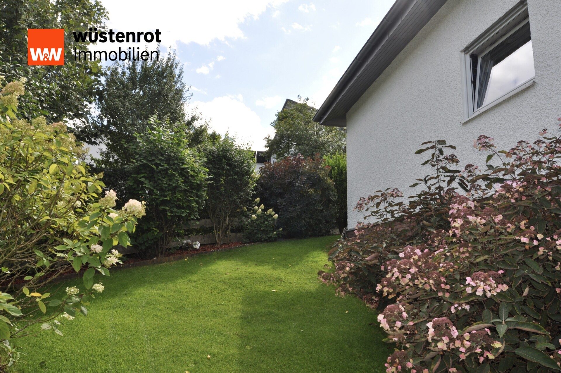 Immobilienangebot - Aalen - Alle - * 1- Fam. Haus  Aalen-Dewangen *
mit Einlieger-Whg. und Wohnrecht