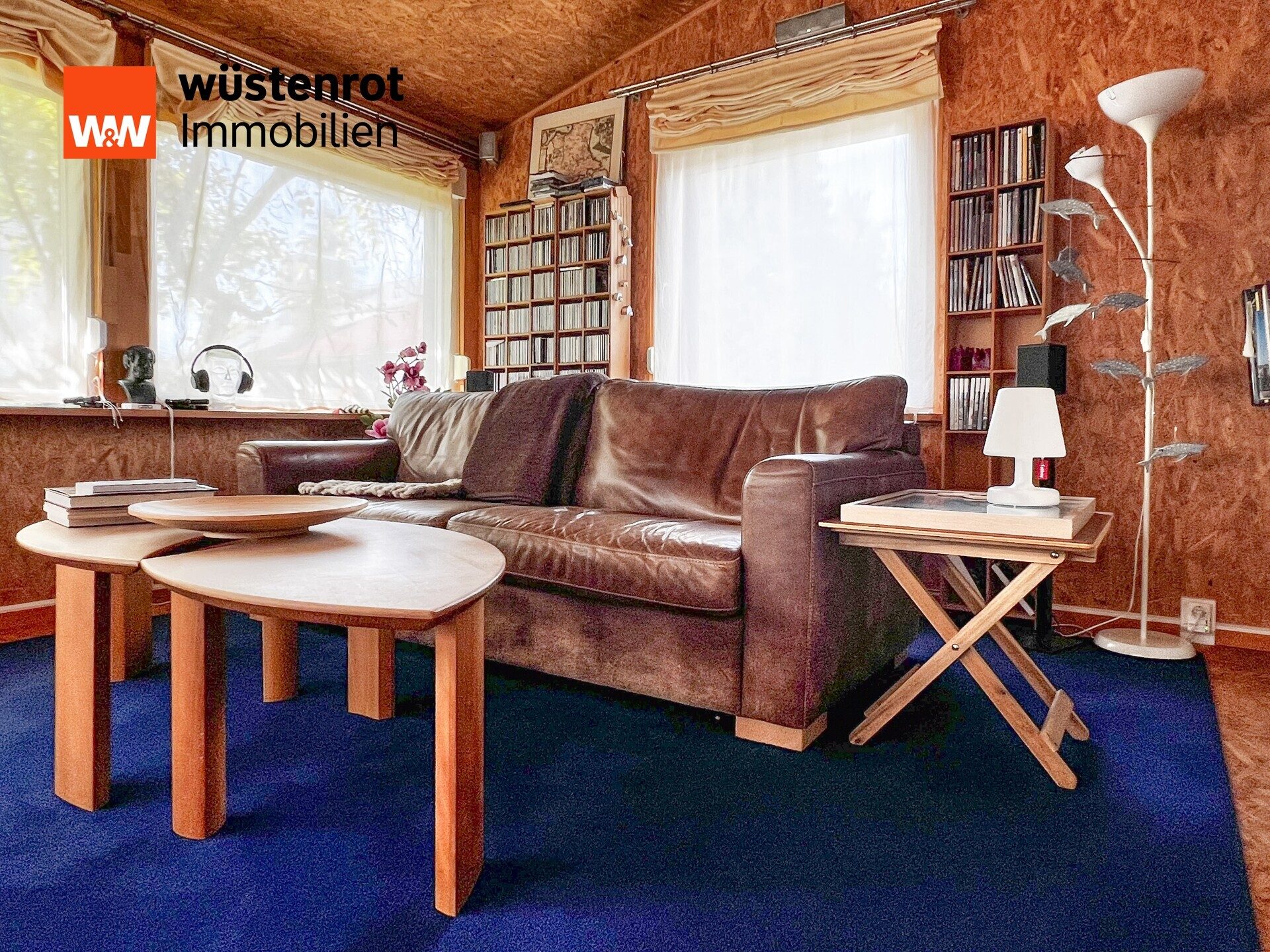 Immobilienangebot - München - Alle - Zweifamilienhaus auf großem Grundstück in München mit Sauna, modernem Pool und viel Potenzial