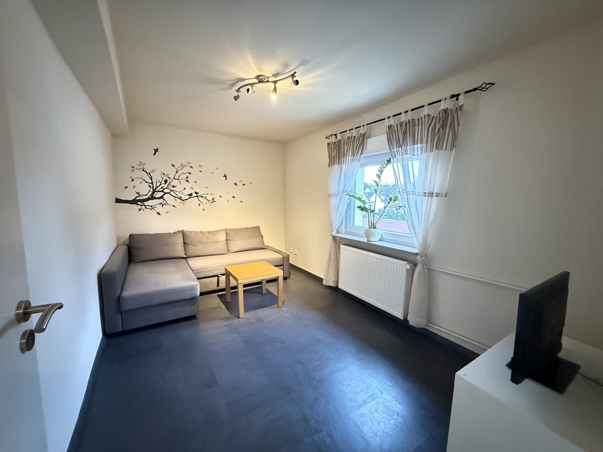 Immobilienangebot - Viernheim - Alle - Platz für die ganze Familie
Geräumiges und ruhig gelegenes Einfamilienhaus mit 2 Bädern und 2 Küchen
