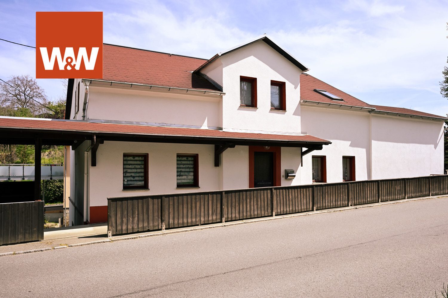 Immobilienangebot - Reinhardtsdorf-Schöna - Alle - Charmantes, modernisiertes Einfamilienhaus mit großzügiger Wohnfläche