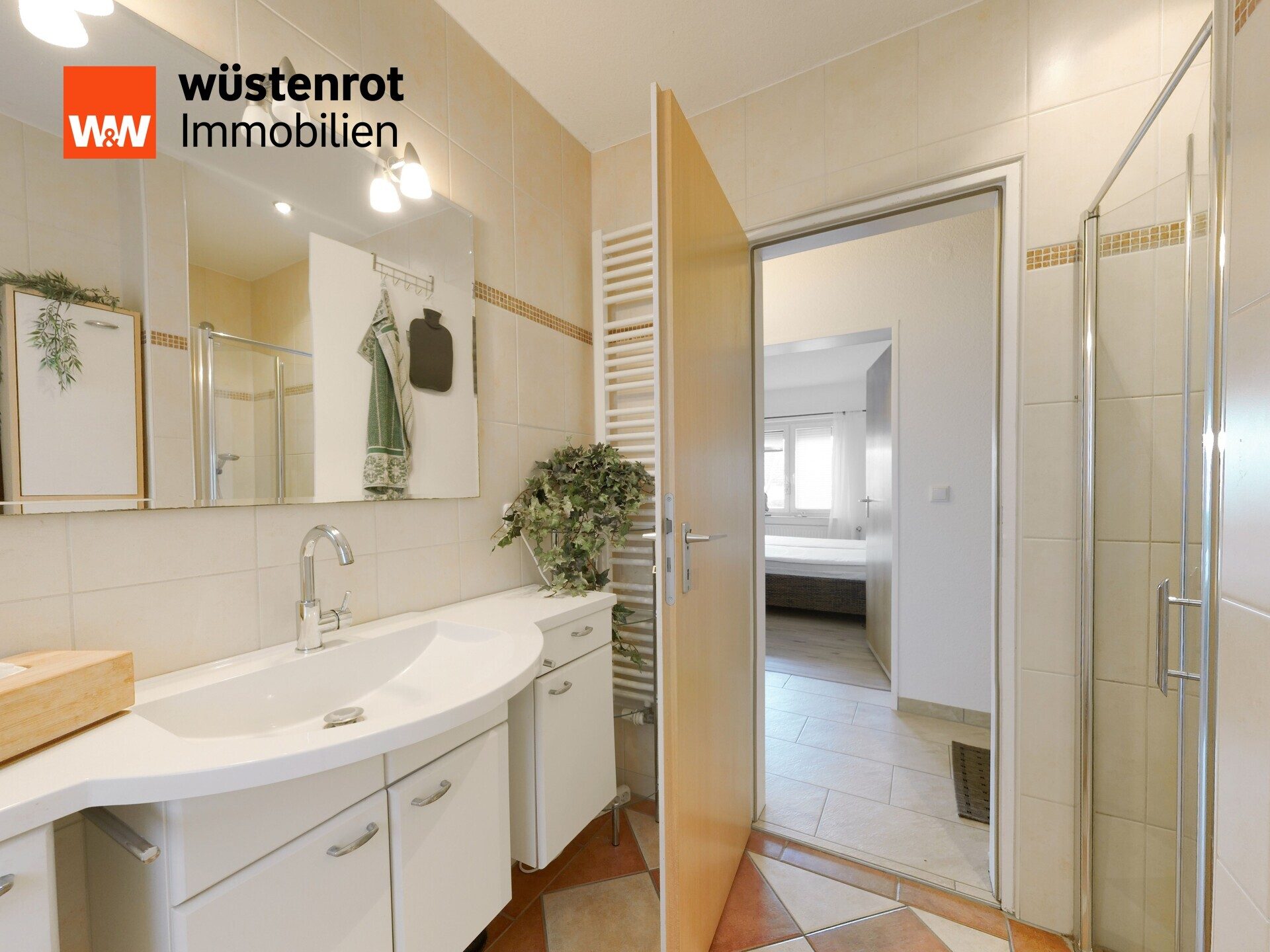 Immobilienangebot - Hameln - Alle - Freistehender Bungalow mit Einliegerwohnung und vielseitigen Nutzungsmöglichkeiten