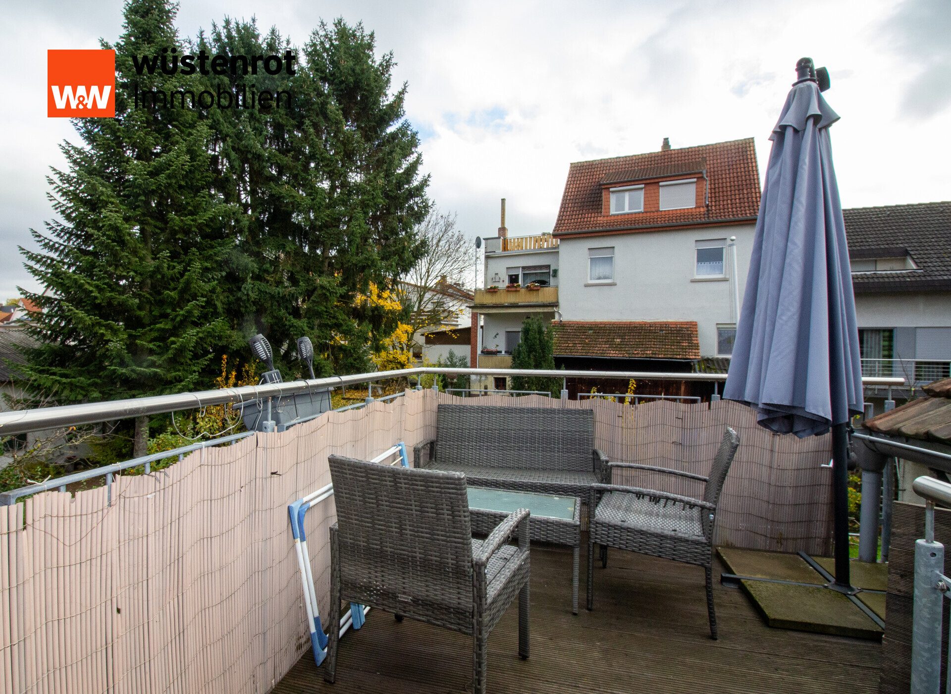 Immobilienangebot - Lorsch - Alle - Vielseitiges Wohnhaus mit modernisiertem Dachgeschoss ** provisionsfrei für Käufer **