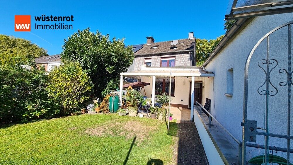 Immobilienangebot - Oberhausen - Alle - Für die große Familie - 2-Fam. Reihenendhaus mit Garage