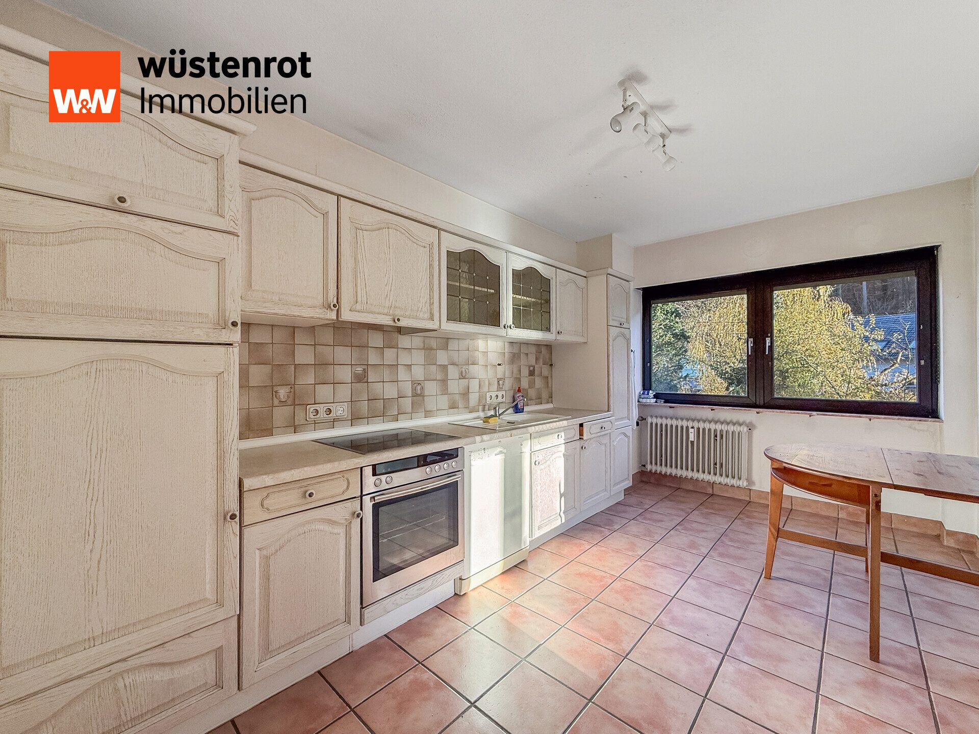 Immobilienangebot - Beckingen / Haustadt - Alle - Charmante 82 m²-Eigentumswohnung in Hausstadt – zum Verkauf in einem ruhigen und gepflegten Wohnhaus