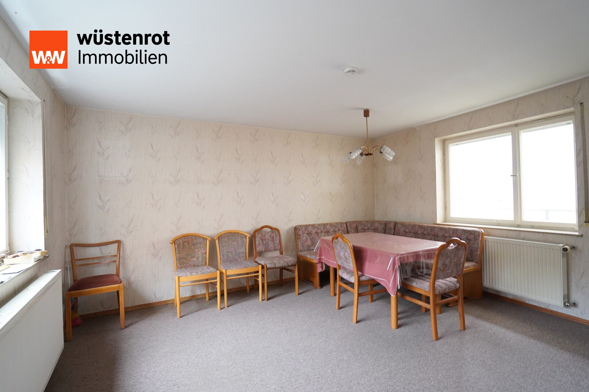 Immobilienangebot - Langenau - Alle - Seltene Gelegenheit direkt in Langenau: Doppelhaushälfte mit Gestaltungsfreiraum!