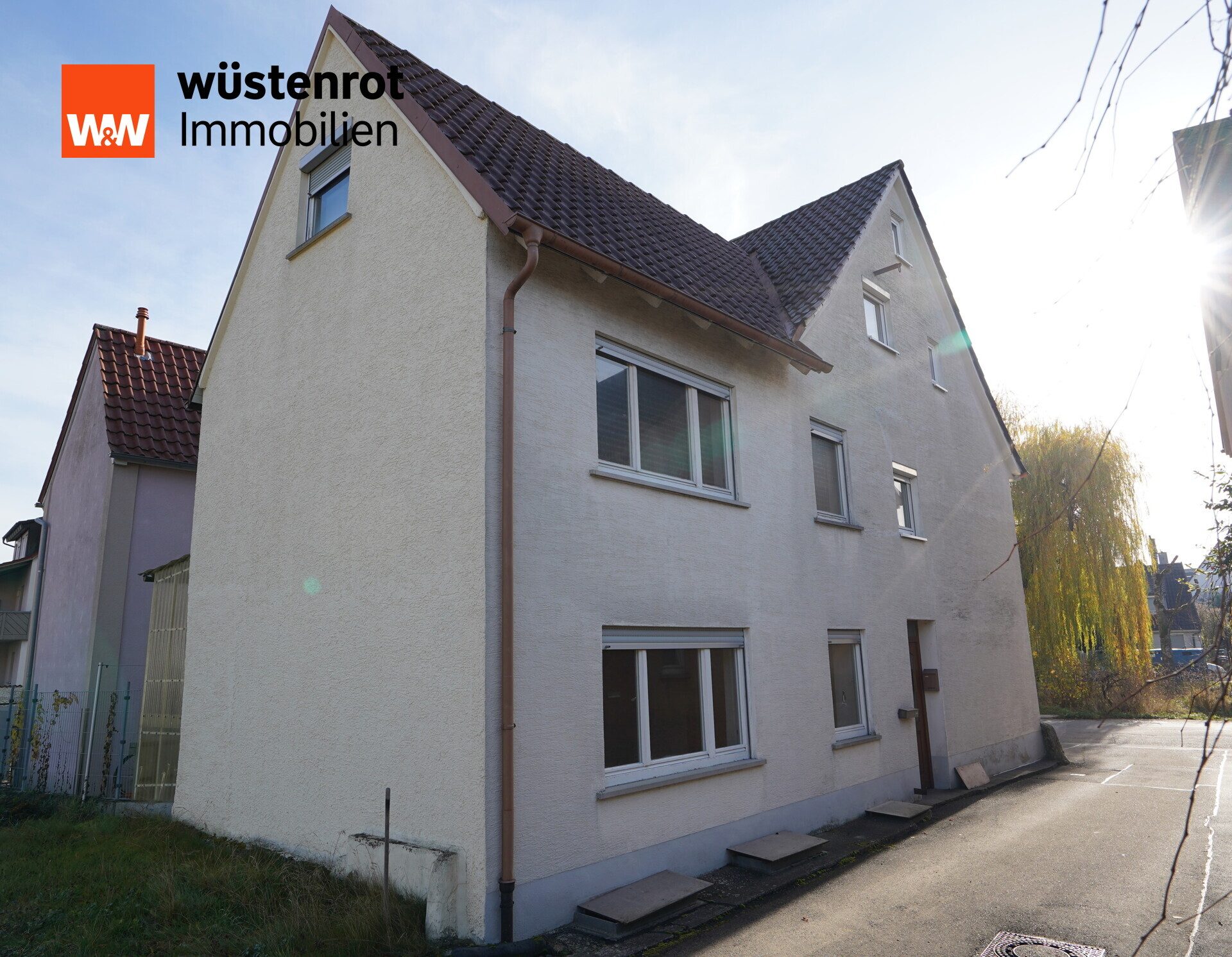 Immobilienangebot - Langenau - Alle - Seltene Gelegenheit direkt in Langenau: Doppelhaushälfte mit Gestaltungsfreiraum!
