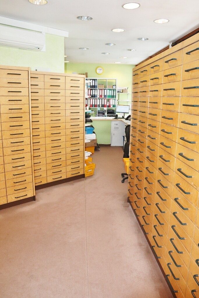 Immobilienangebot - Nesselwang - Alle - Wohn- und Geschäftshaus mit Apotheke und Kfz-Stellplätze auf eigenem Grundstück