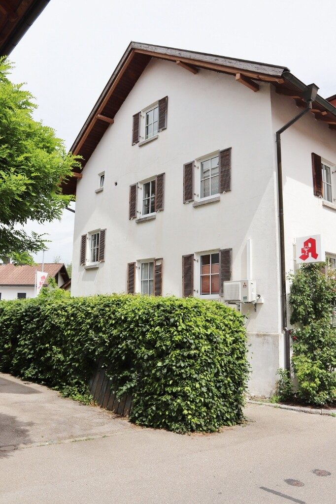 Immobilienangebot - Nesselwang - Alle - Wohn- und Geschäftshaus mit Apotheke und Kfz-Stellplätze auf eigenem Grundstück