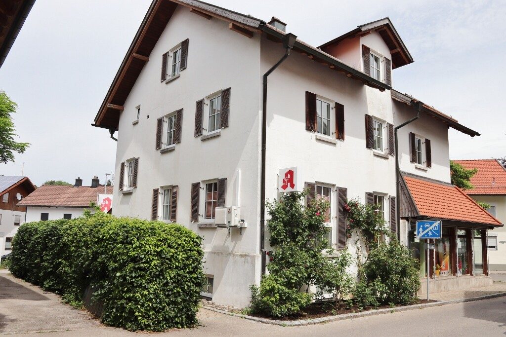 Immobilienangebot - Nesselwang - Alle - Wohn- und Geschäftshaus mit Apotheke und Kfz-Stellplätze auf eigenem Grundstück