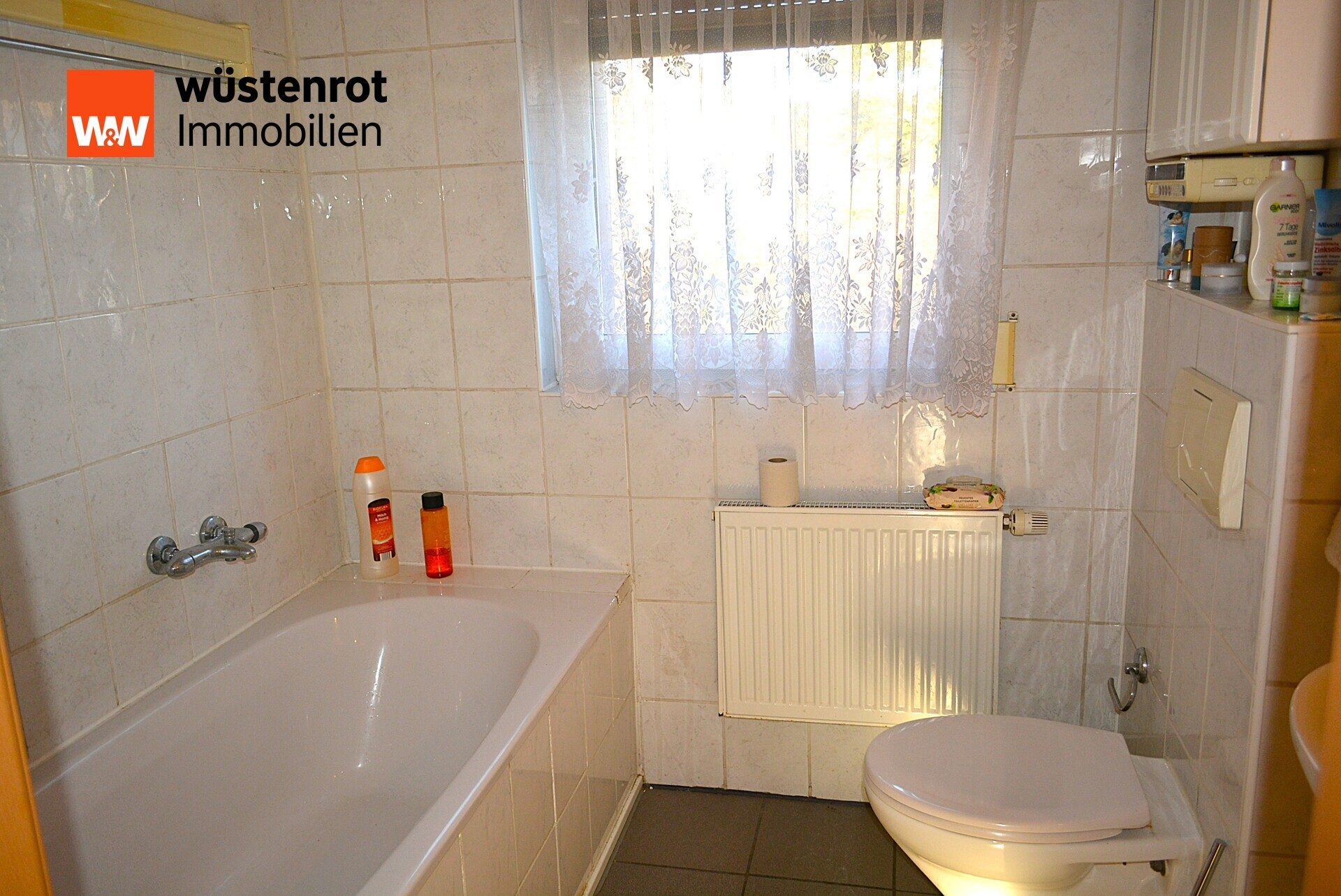 Immobilienangebot - Petershagen - Alle - RESERVIERT ! Gemütlicher Bungalow mit Wintergarten in Petershagen