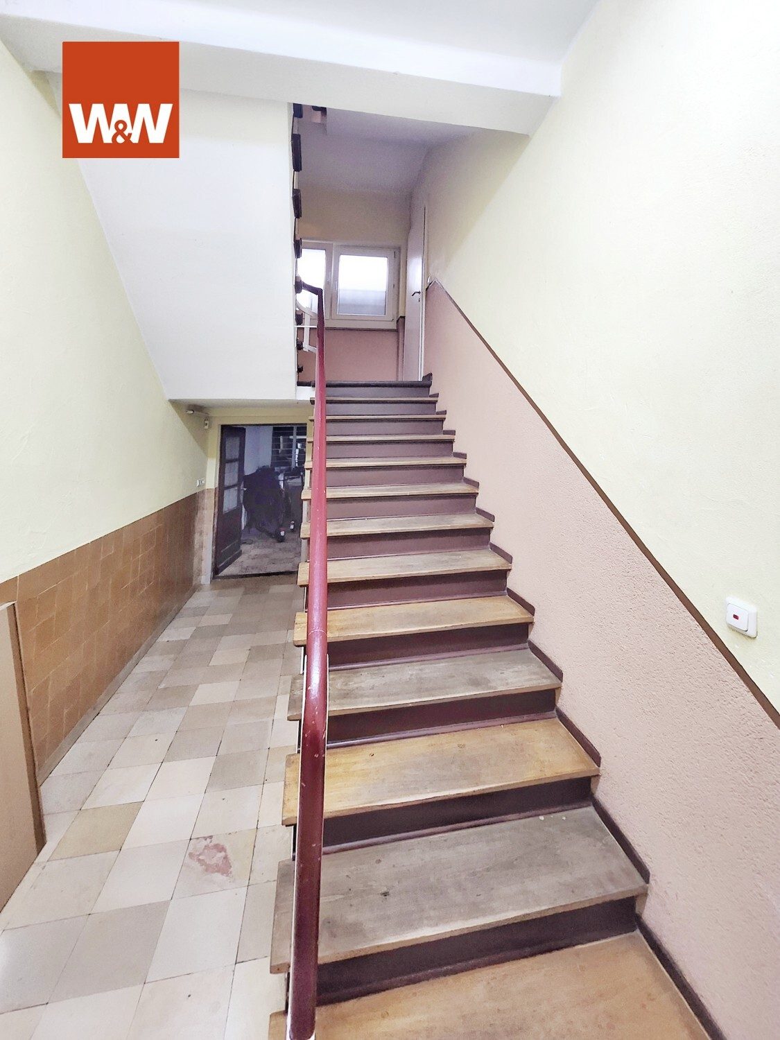Immobilienangebot - Bad Orb - Alle - Ich bin reserviert! Vollvermietetes 2-FH mit Friseurladen, Dachterrasse, Lager & über 6,5 % Rendite!