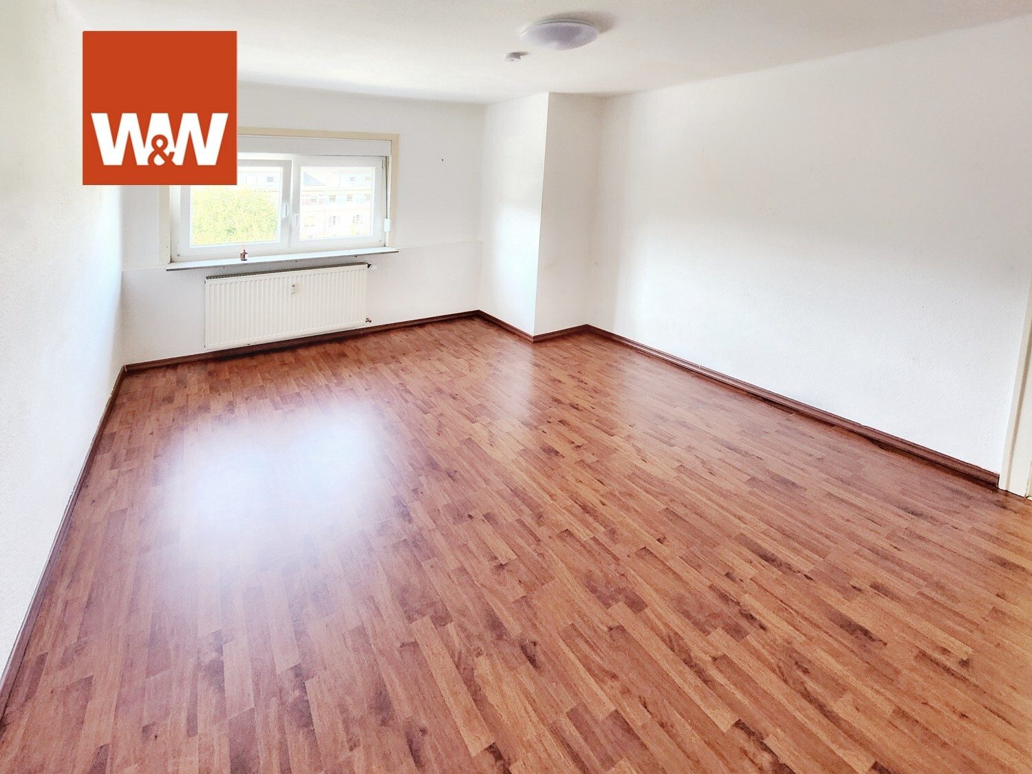 Immobilienangebot - Bad Orb - Alle - Ich bin reserviert! Vollvermietetes 2-FH mit Friseurladen, Dachterrasse, Lager & über 6,5 % Rendite!