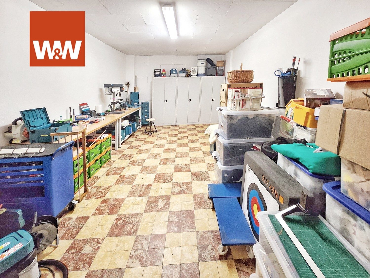 Immobilienangebot - Bad Orb - Alle - Ich bin reserviert! Vollvermietetes 2-FH mit Friseurladen, Dachterrasse, Lager & über 6,5 % Rendite!