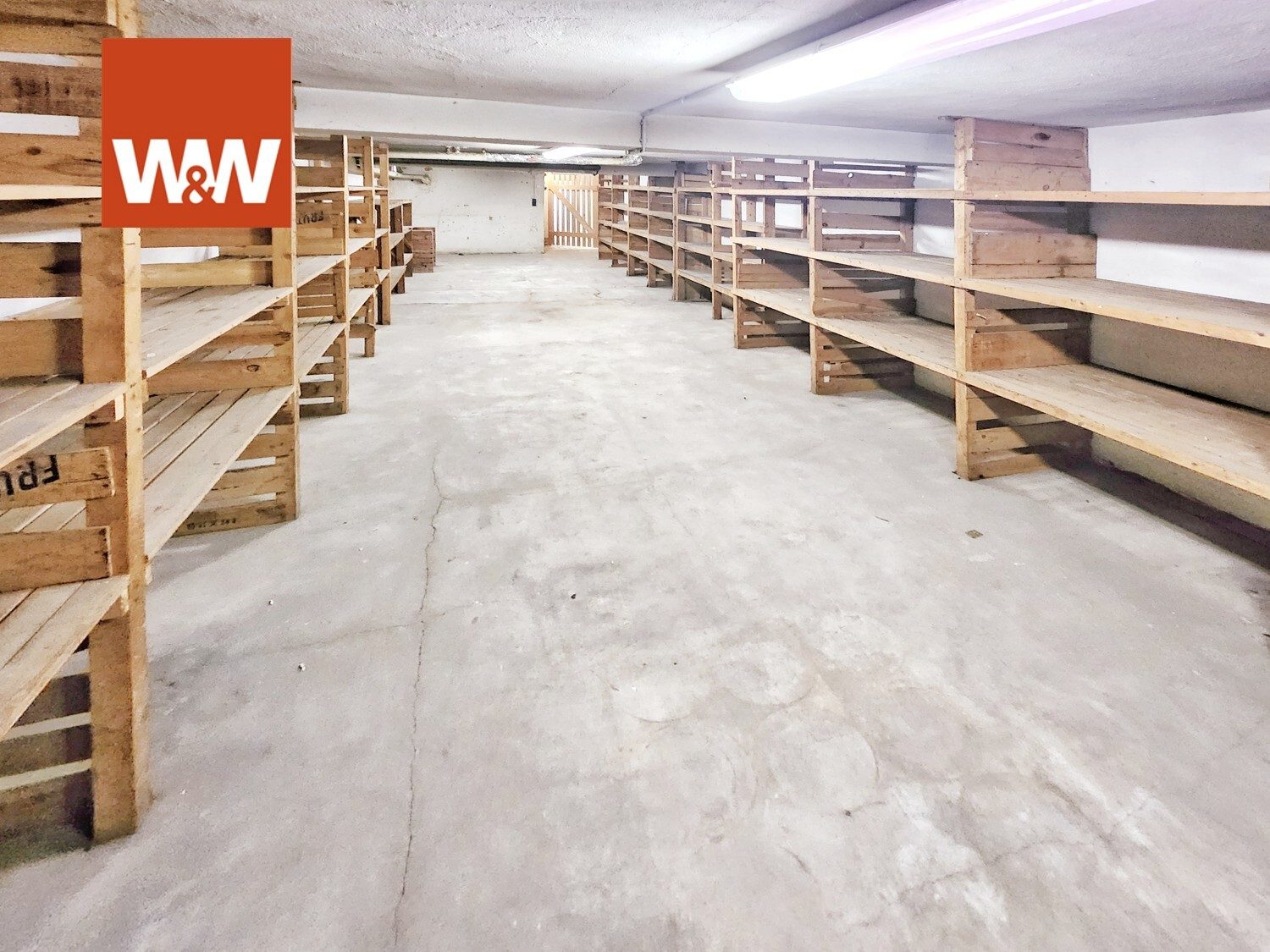 Immobilienangebot - Bad Orb - Alle - Ich bin reserviert! Vollvermietetes 2-FH mit Friseurladen, Dachterrasse, Lager & über 6,5 % Rendite!
