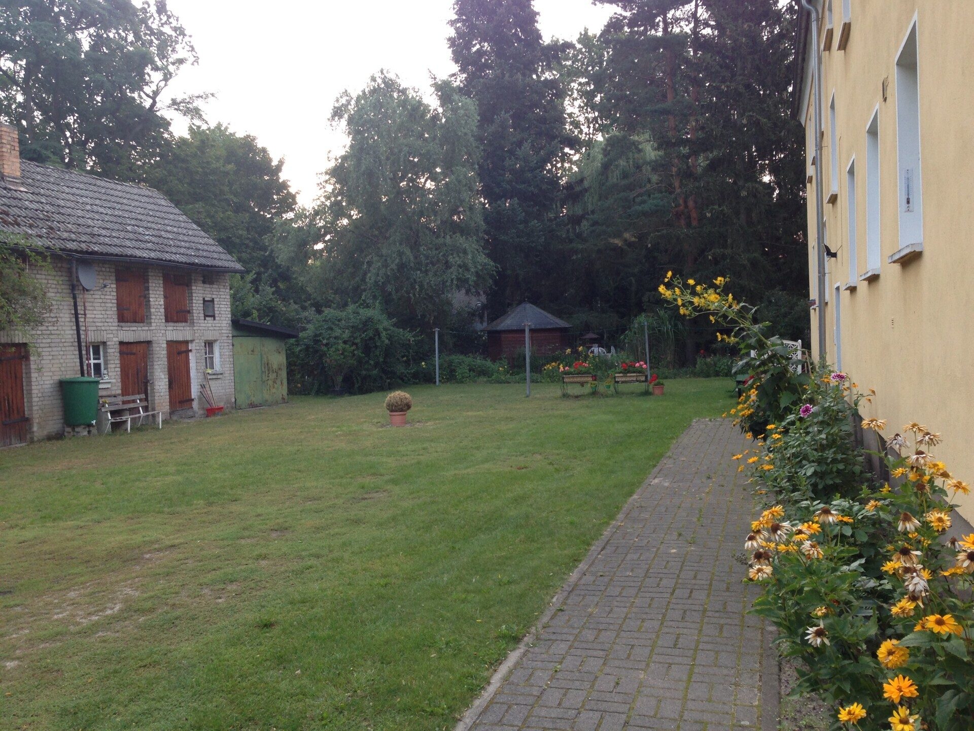 Immobilienangebot - Berlin / Buch - Alle - Gepflegtes Mehrfamilienhaus in begehrtem Stadtteil von Berlin