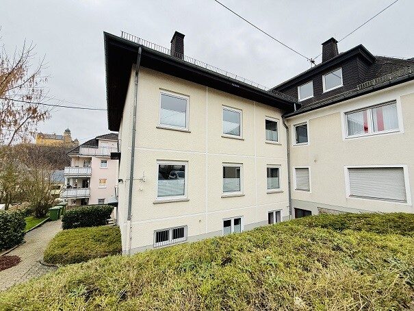 Immobilienangebot - Montabaur - Alle - Verschiedene Büro–/ Praxisräume in zentraler Lage von Montabaur zu vermieten!!! (Preis 12 € zzgl. Mwst. pro m²)