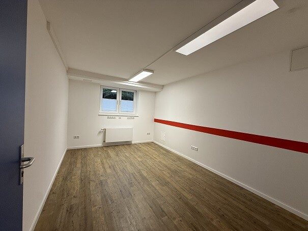 Immobilienangebot - Montabaur - Alle - Verschiedene Büro–/ Praxisräume in zentraler Lage von Montabaur zu vermieten!!! (Preis 12 € zzgl. Mwst. pro m²)