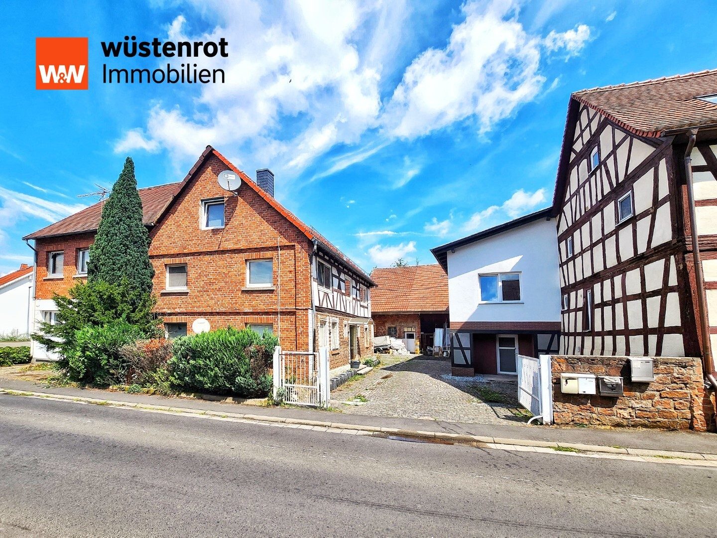 Immobilienangebot - Gründau / Niedergründau - Alle - Mehrfamilienhaus in Gründau – vollvermietet, ca. 48.000 € Jahresmiete, neue Heizung geplant!