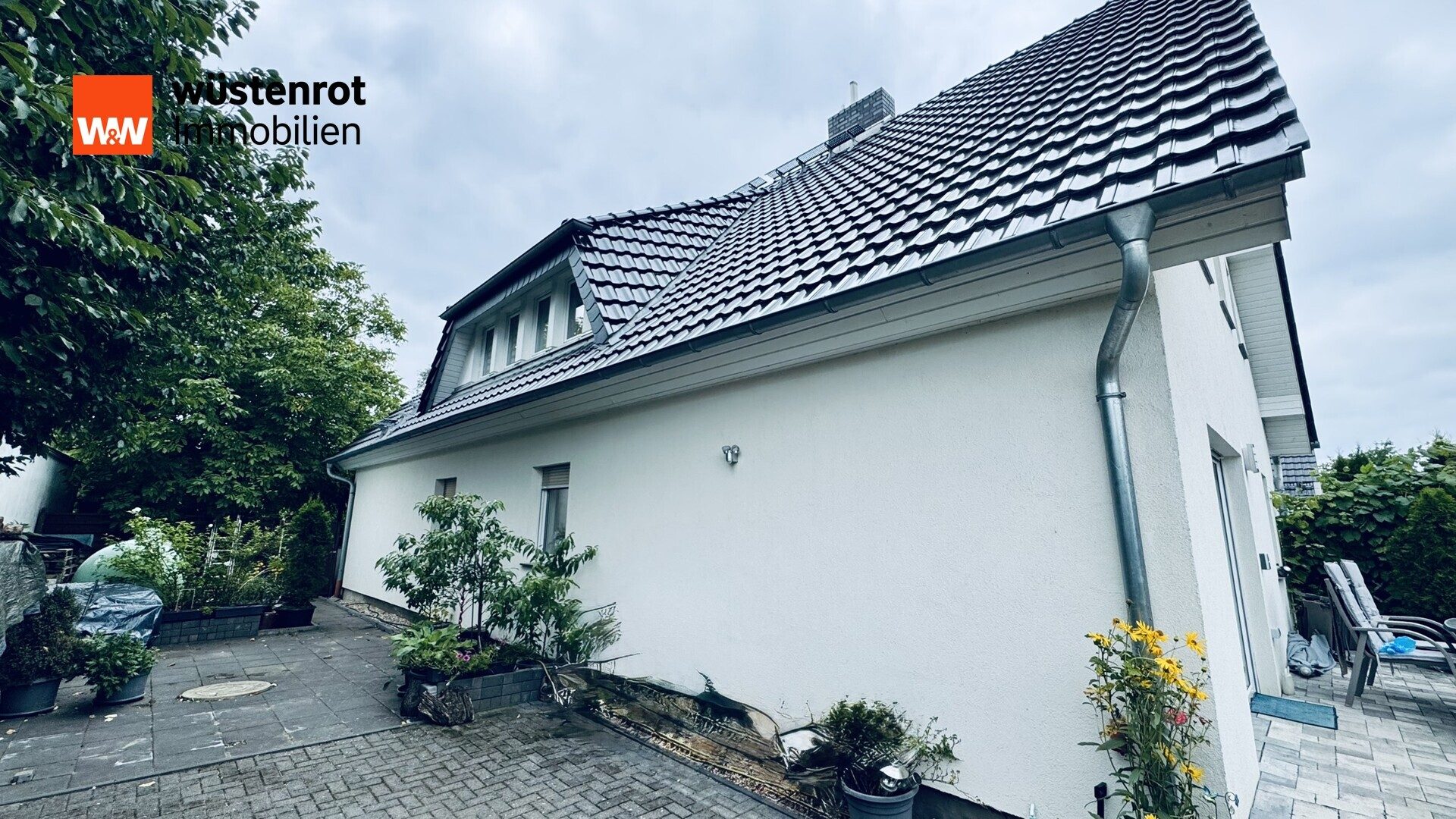 Immobilienangebot - Drebkau - Alle - WOW - Hier werden Wohnträume wahr - 2 tolle Wohneinheiten-umfangreich saniert,Kamin,Garage,Keller!!