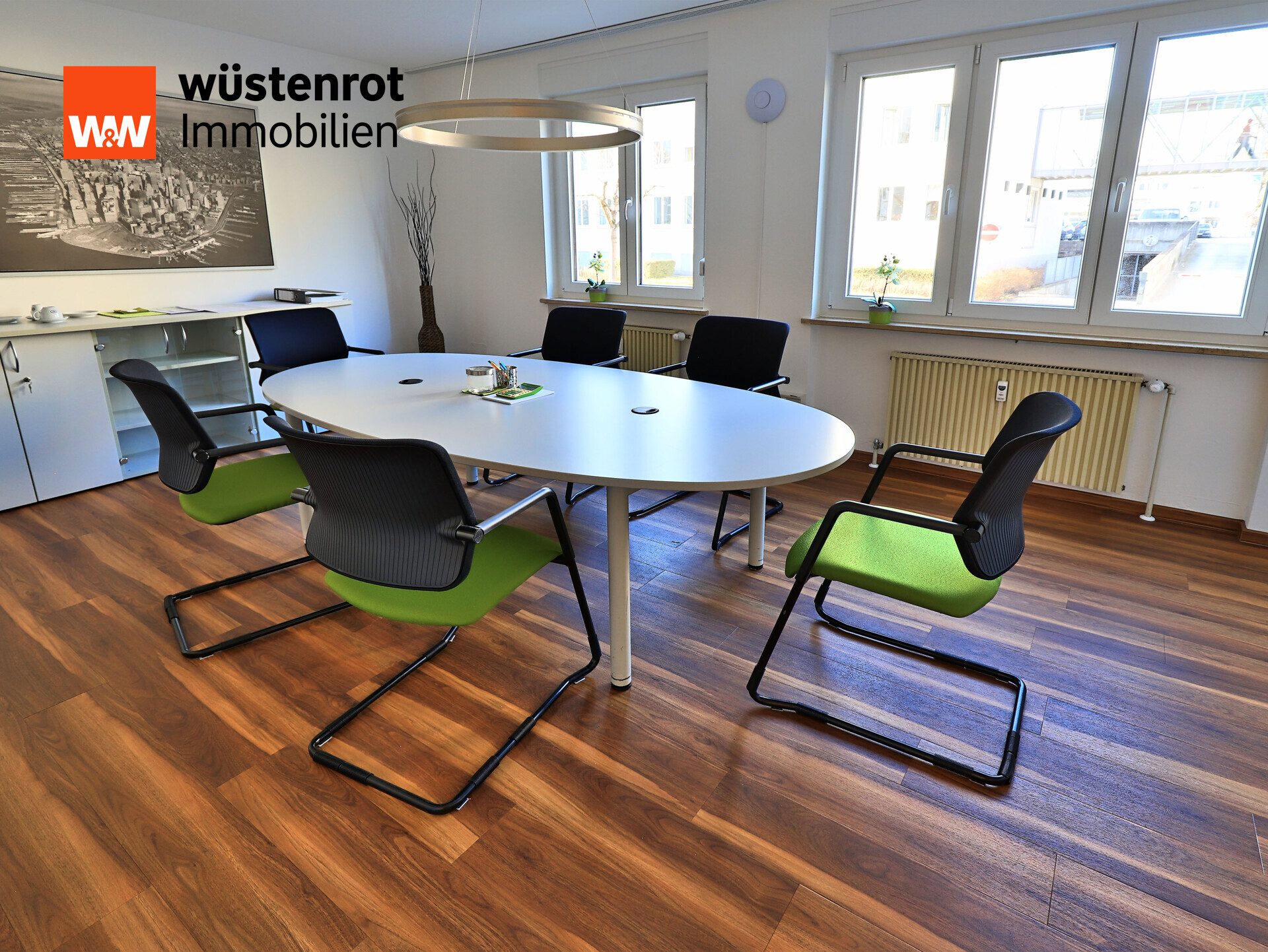 Immobilienangebot - Weiden - Alle - Großzügiges Büroobjekt mit viel Potential und Möglichkeiten in zentraler Lage