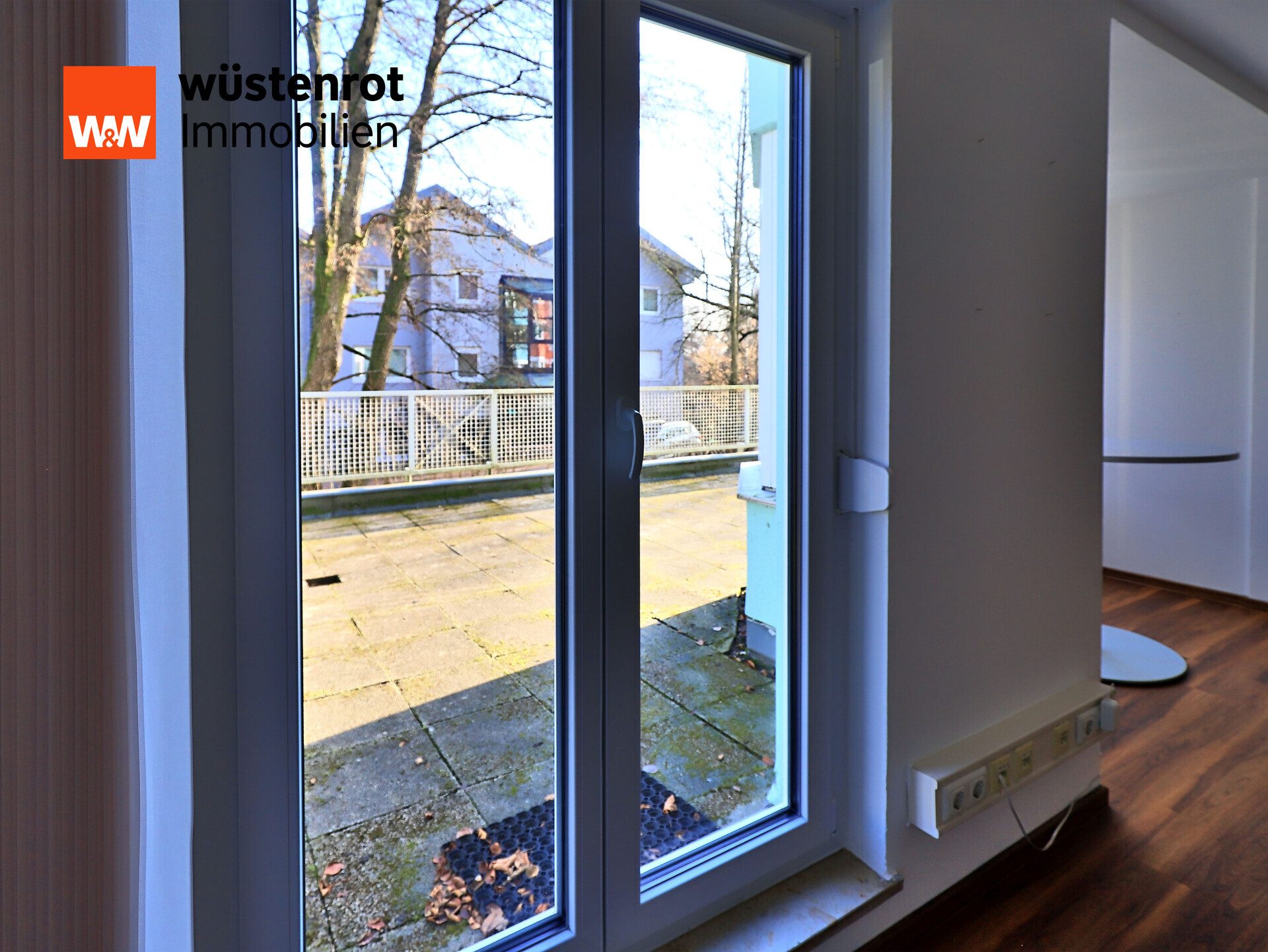 Immobilienangebot - Weiden - Alle - Großzügiges Büroobjekt mit viel Potential und Möglichkeiten in zentraler Lage