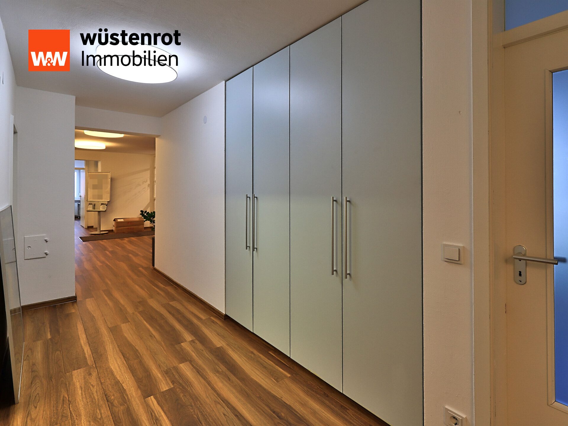 Immobilienangebot - Weiden - Alle - Großzügiges Büroobjekt mit viel Potential und Möglichkeiten in zentraler Lage