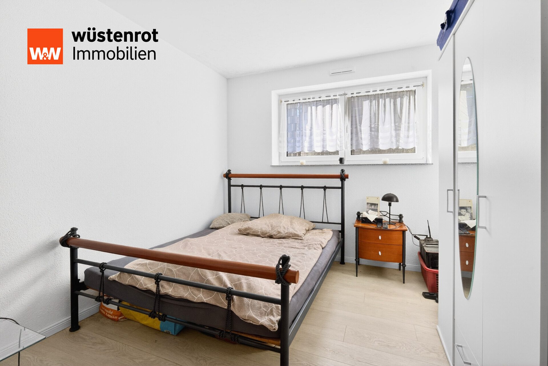 Immobilienangebot - Weil im Schönbuch - Alle - Kapitalanlage & Familienglück: Modernes A+ Effizienzhaus (2020) mit 2 Wohneinheiten, Garage & Garten