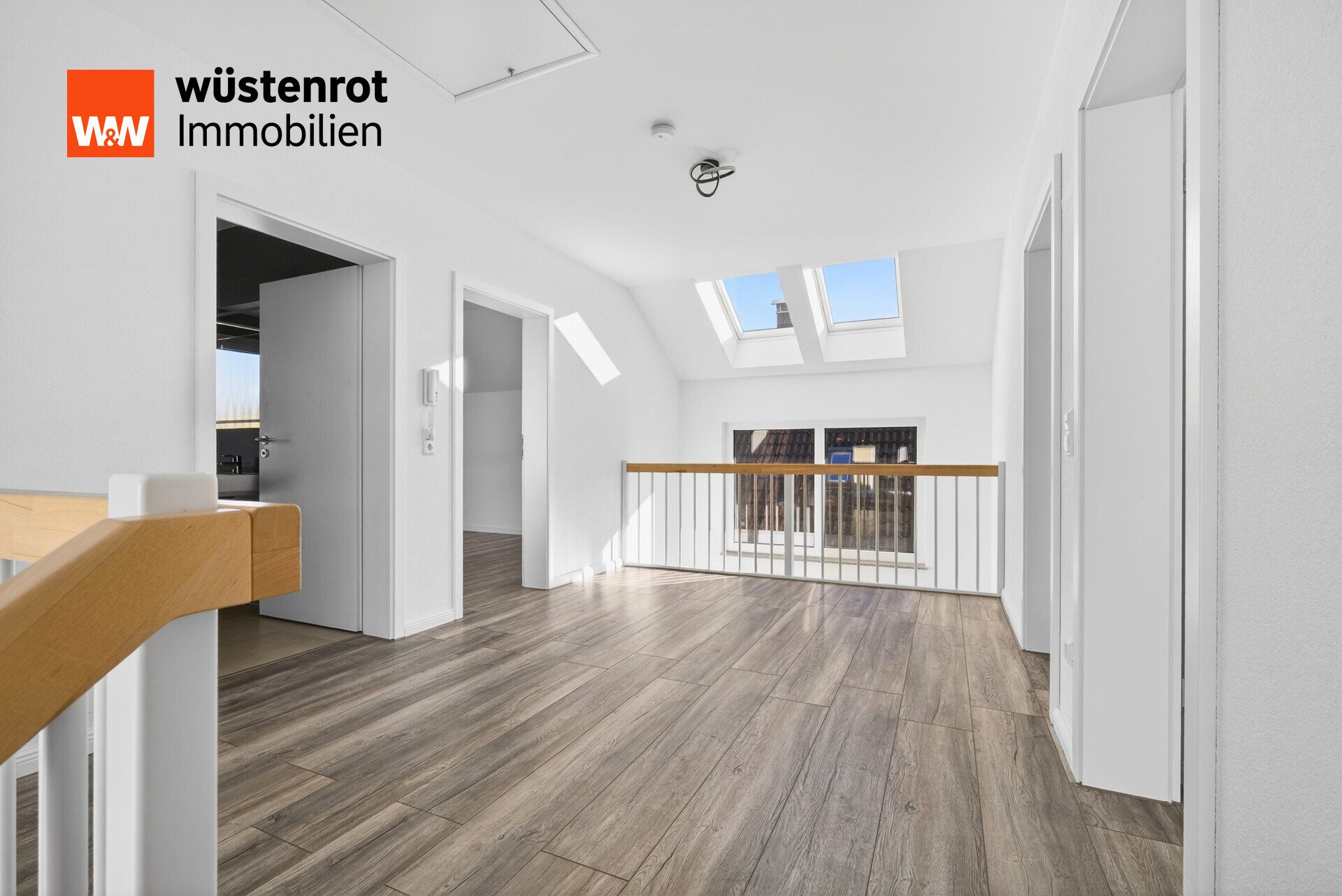 Immobilienangebot - Weil im Schönbuch - Alle - Kapitalanlage & Familienglück: Modernes A+ Effizienzhaus (2020) mit 2 Wohneinheiten, Garage & Garten