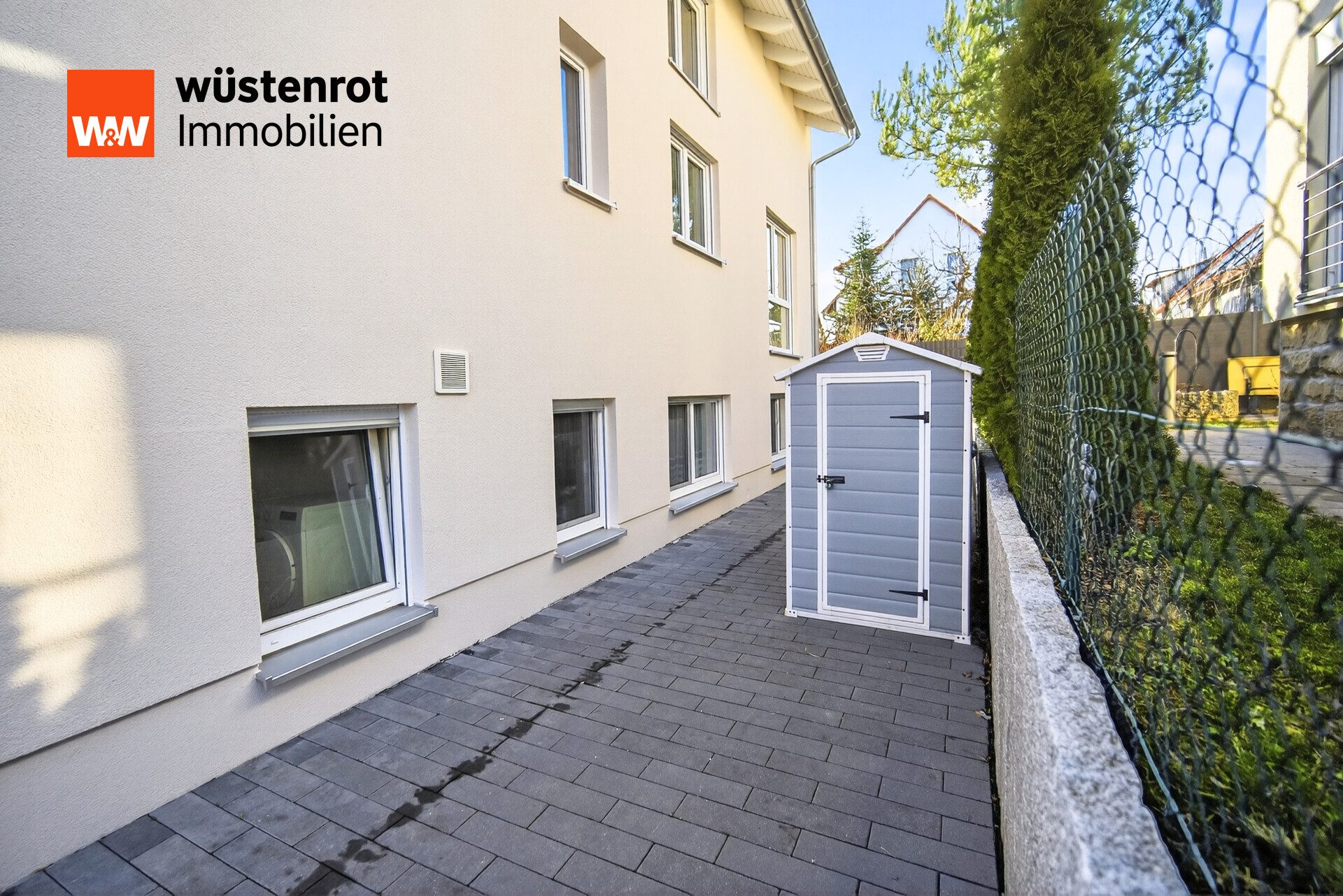 Immobilienangebot - Weil im Schönbuch - Alle - Kapitalanlage & Familienglück: Modernes A+ Effizienzhaus (2020) mit 2 Wohneinheiten, Garage & Garten