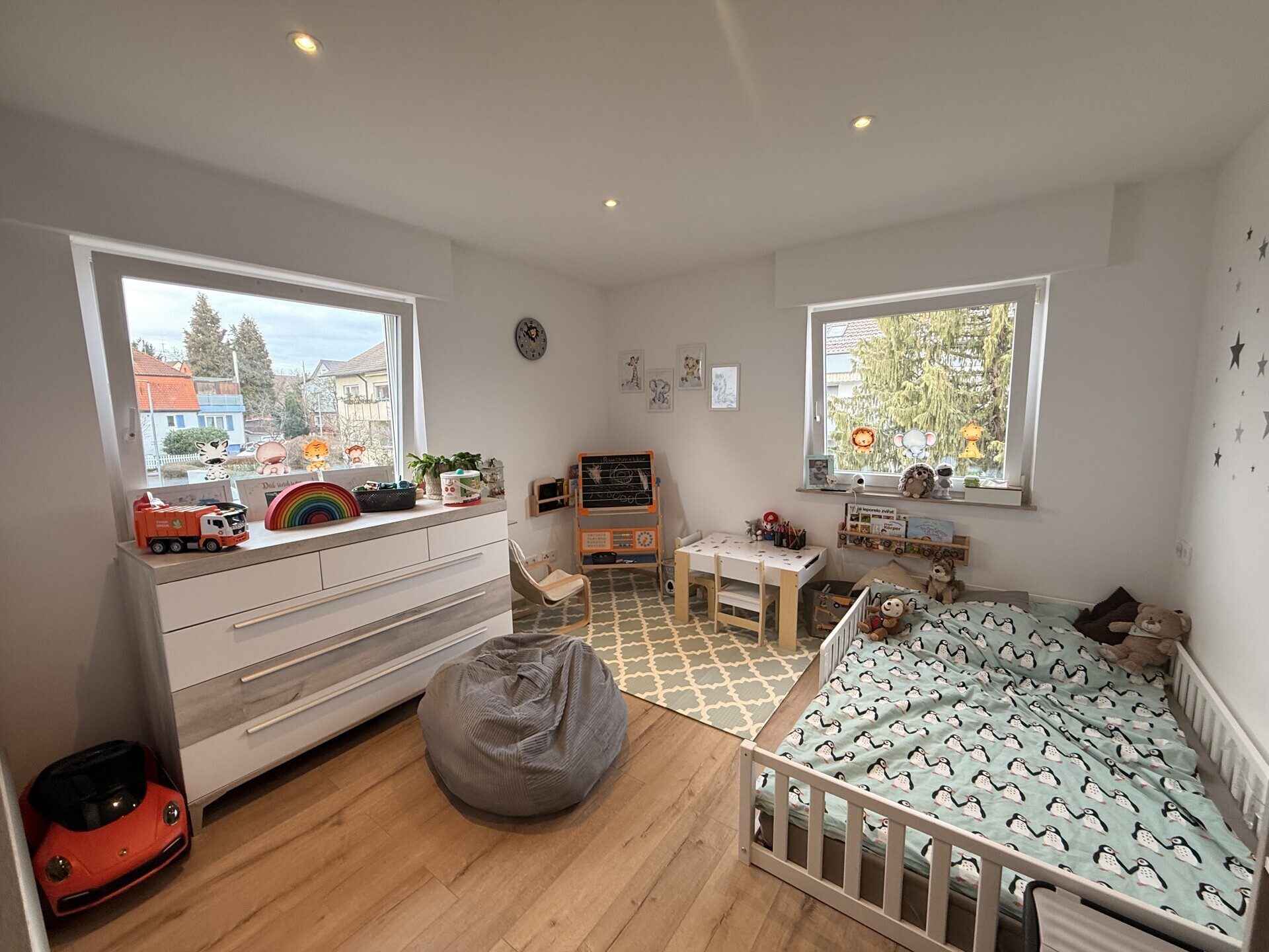 Immobilienangebot - Stuttgart - Alle - Top-Lage in Stammheim: Moderne 3-Zimmer-Wohnung mit Doppelbalkon, Garten & Stellplatz