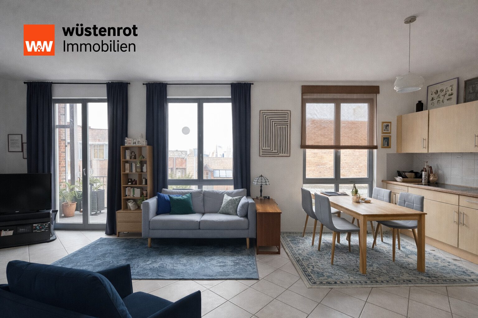Immobilienangebot - Lüneburg - Alle - Zentrale Stadtwohnung - helle Räume und ein toller Balkon zum lauschigen Innenhof