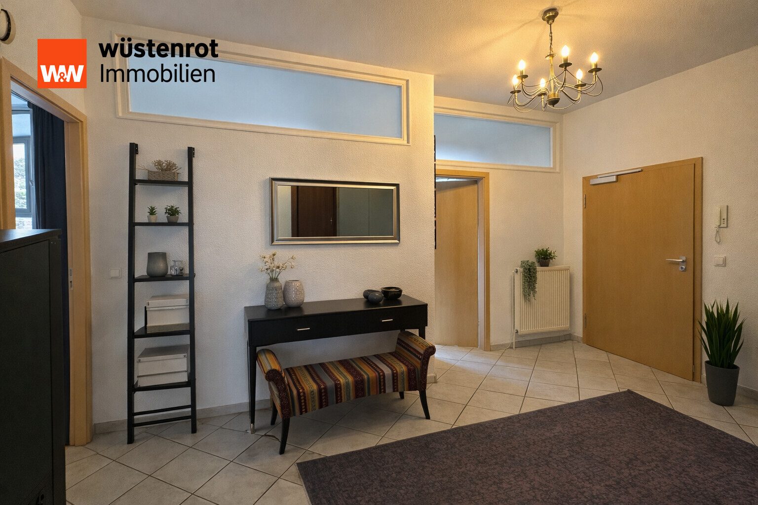 Immobilienangebot - Lüneburg - Alle - Zentrale Stadtwohnung - helle Räume und ein toller Balkon zum lauschigen Innenhof