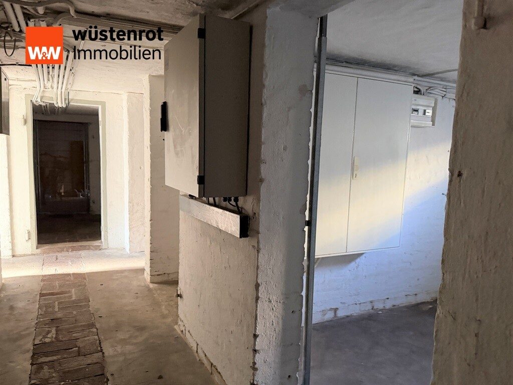 Immobilienangebot - Magdeburg - Alle - 3-Zimmer Eigentumswohnung mit Balkon - infrastrukturell optimal gelegen in Magdeburg