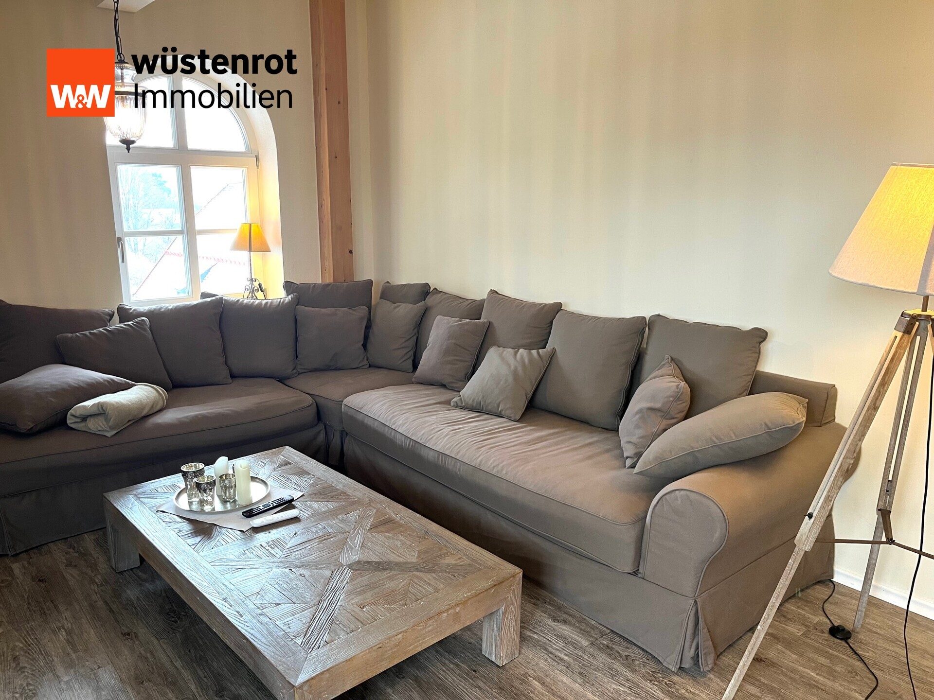 Immobilienangebot - Grassau / Bayern - Alle - Dachgeschosswohnung Ensamble - 159  m² -unverbaubarer  Ausblick im Ortskern von Grassau zu verkaufen