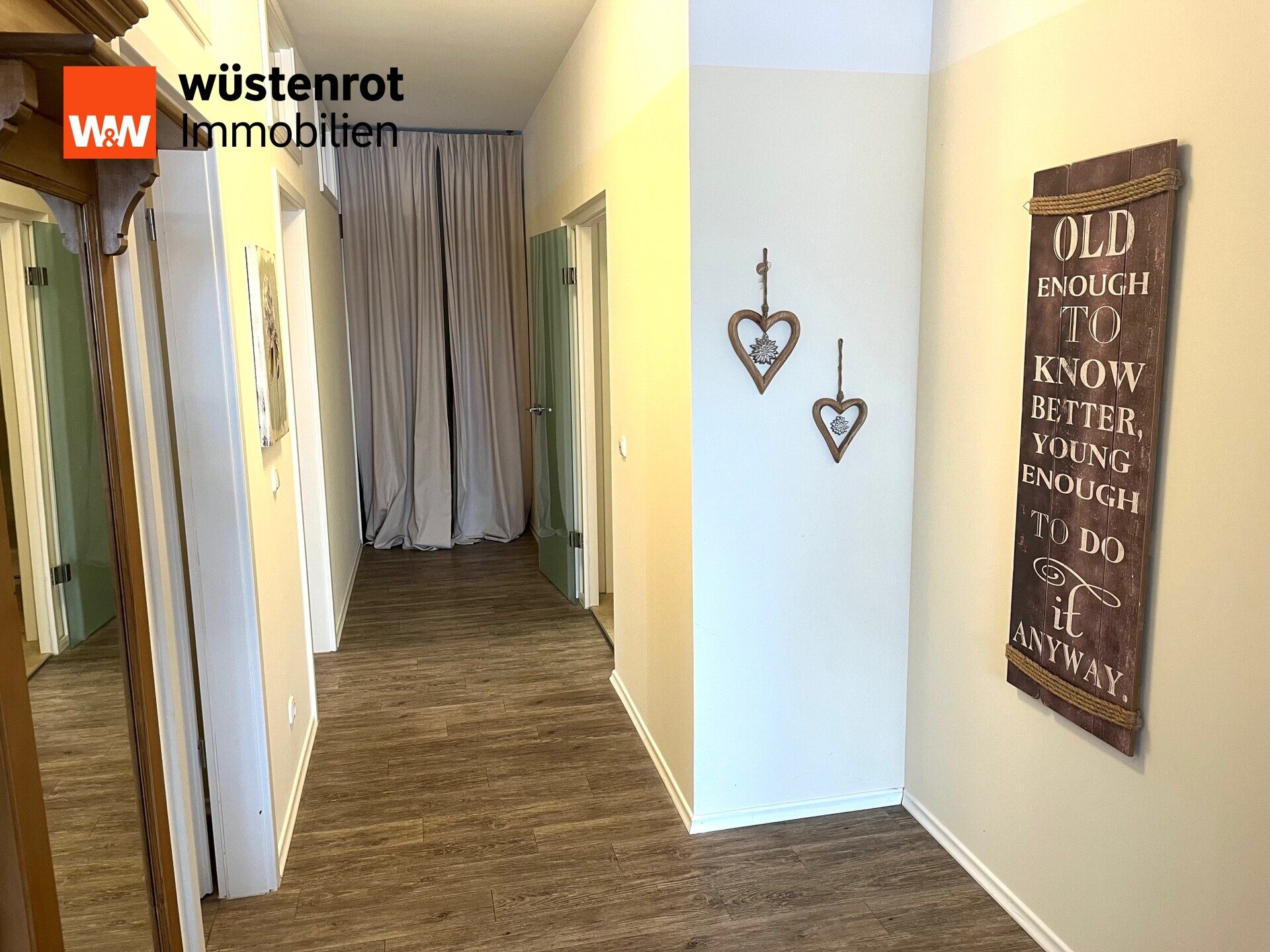 Immobilienangebot - Grassau / Bayern - Alle - Dachgeschosswohnung Ensamble - 159  m² -unverbaubarer  Ausblick im Ortskern von Grassau zu verkaufen