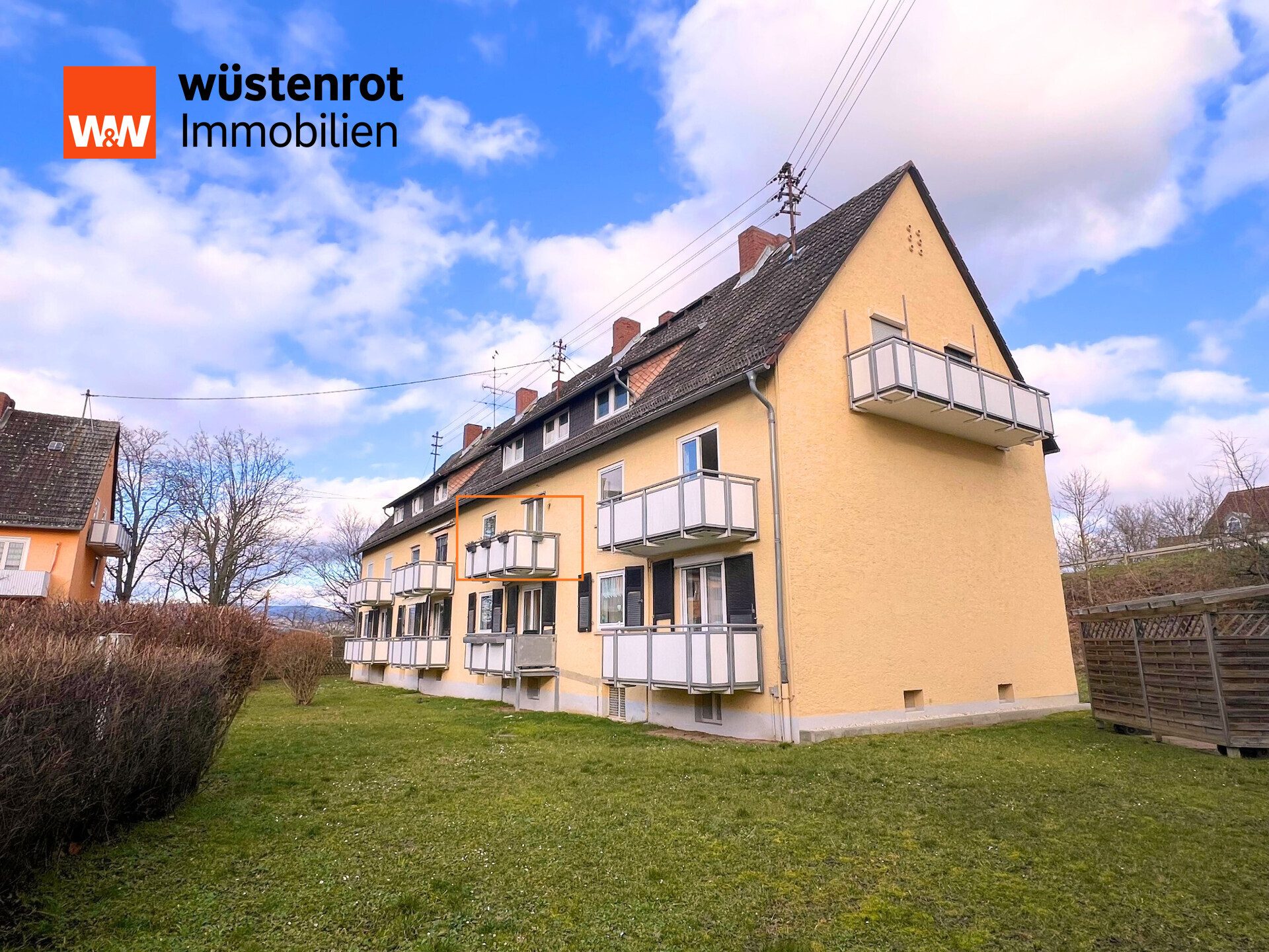 Immobilienangebot - Gau-Algesheim - Alle - Helle 2-Zimmer-Wohnung mit Balkon und moderner Einbauküche in zentraler Lage von Gau-Algesheim...