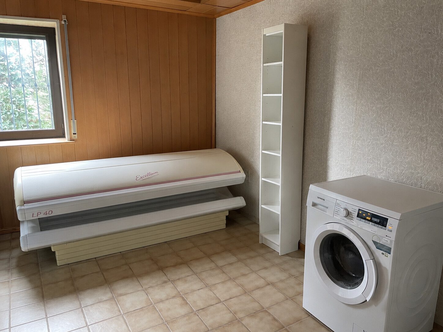 Immobilienangebot - Nidda / Eichelsdorf - Alle - Flexibel nutzbares 1–2-Familienhaus in massiver Bauweise mit Sauna, großem Garten und 2 Terrassen