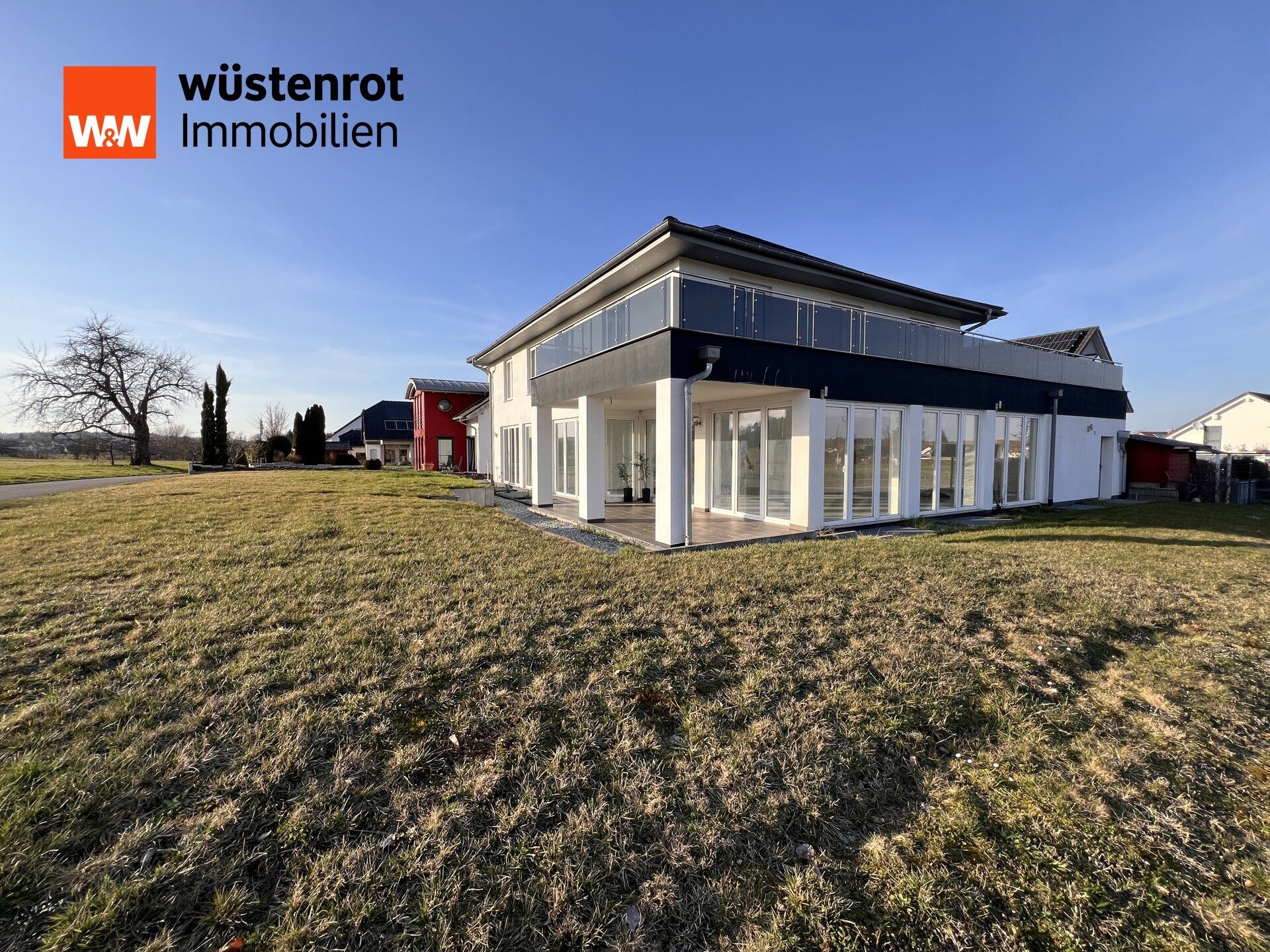 Immobilienangebot - Straubenhardt - Alle - Neuwertiges Zweifamilienhaus mit  Potenzial für MEHR in idyllischer Lage