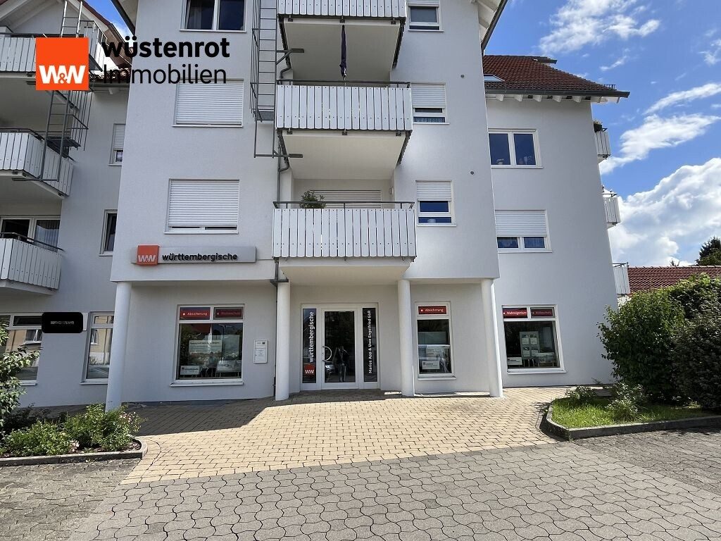Immobilienangebot - Michelbach an der Bilz - Alle - Freundliche Büro-/Geschäftsräume im Erdgeschoss in zentraler Lage