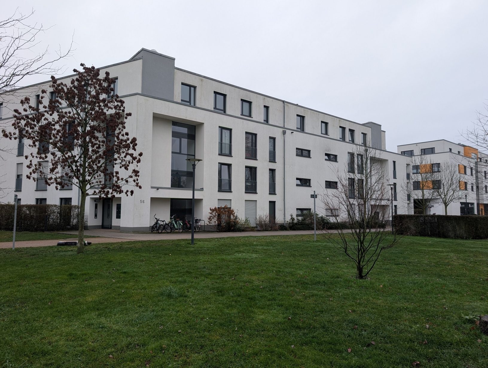 Immobilienangebot - Bonn - Alle - VERMIETET: Hier lässt sich's leben! - Traumhafte 4-Zimmer-Wohnung mit 2 Bädern und einer sonnigen Dachterrasse
