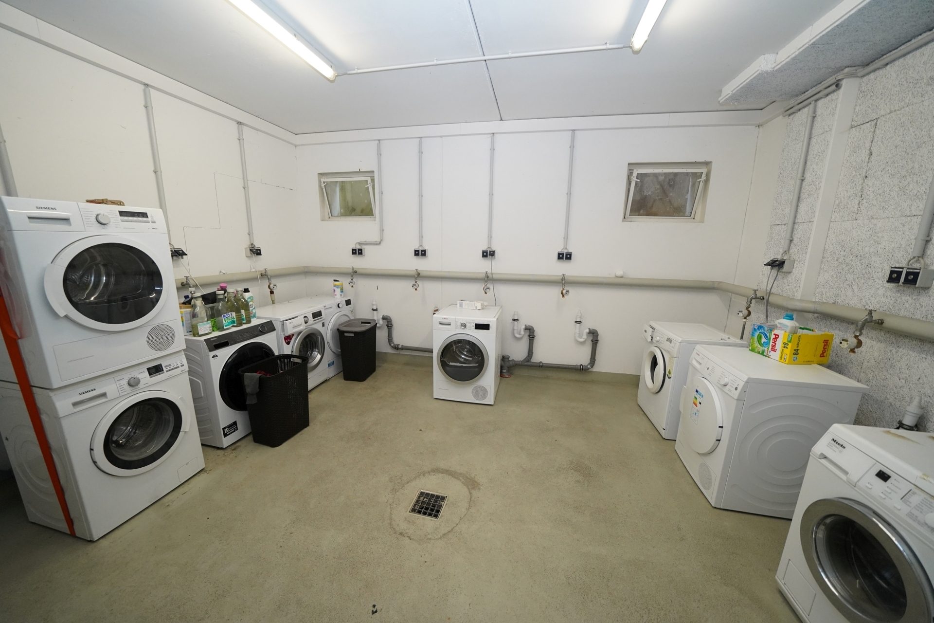 Immobilienangebot - Bonn - Alle - VERMIETET: Hier lässt sich's leben! - Traumhafte 4-Zimmer-Wohnung mit 2 Bädern und einer sonnigen Dachterrasse