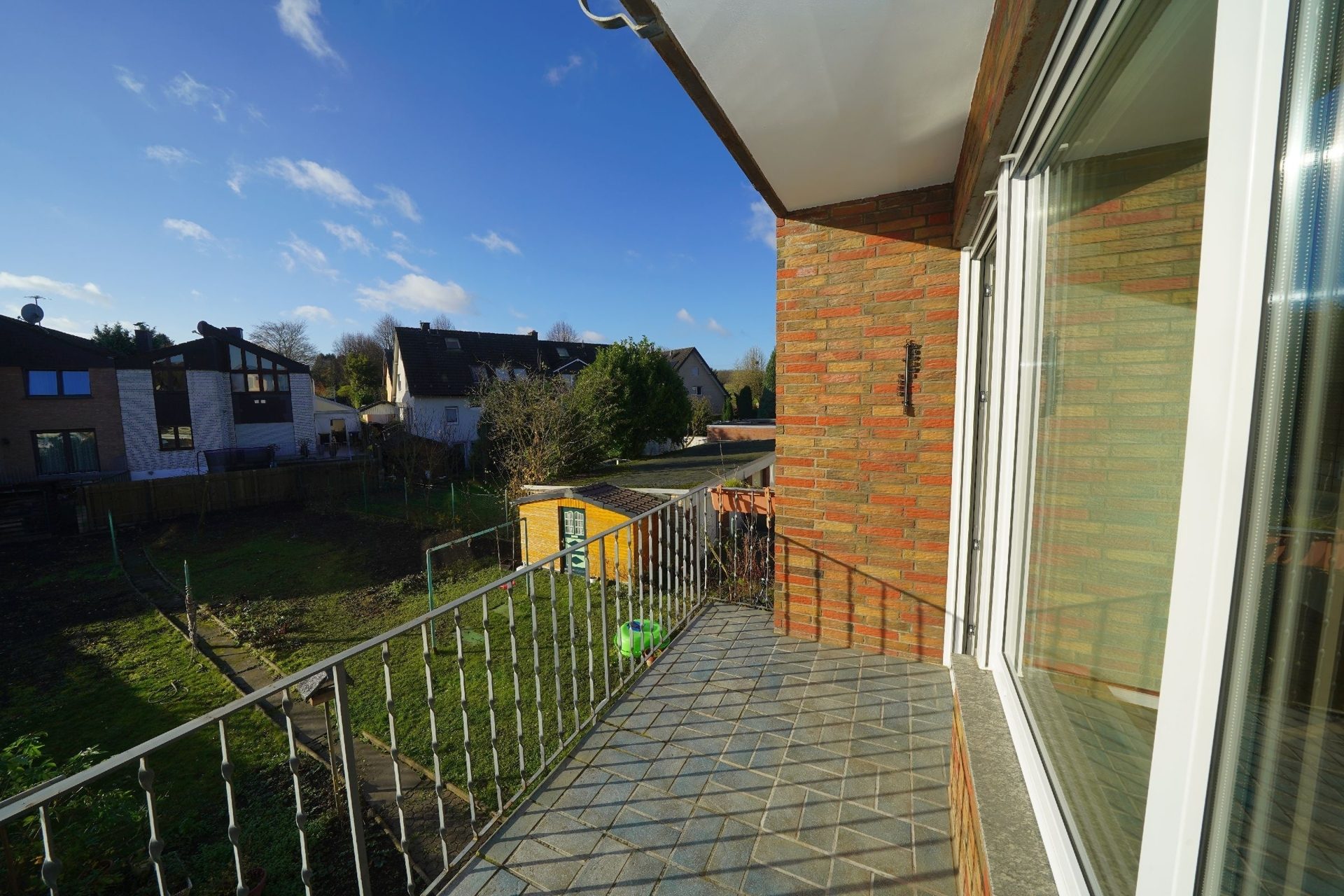 Immobilienangebot - Hürth - Alle - VERMIETET! Hier lässt es sich leben! Charmante Wohnung mit drei Zimmern und Balkon in Hürth-Gleuel