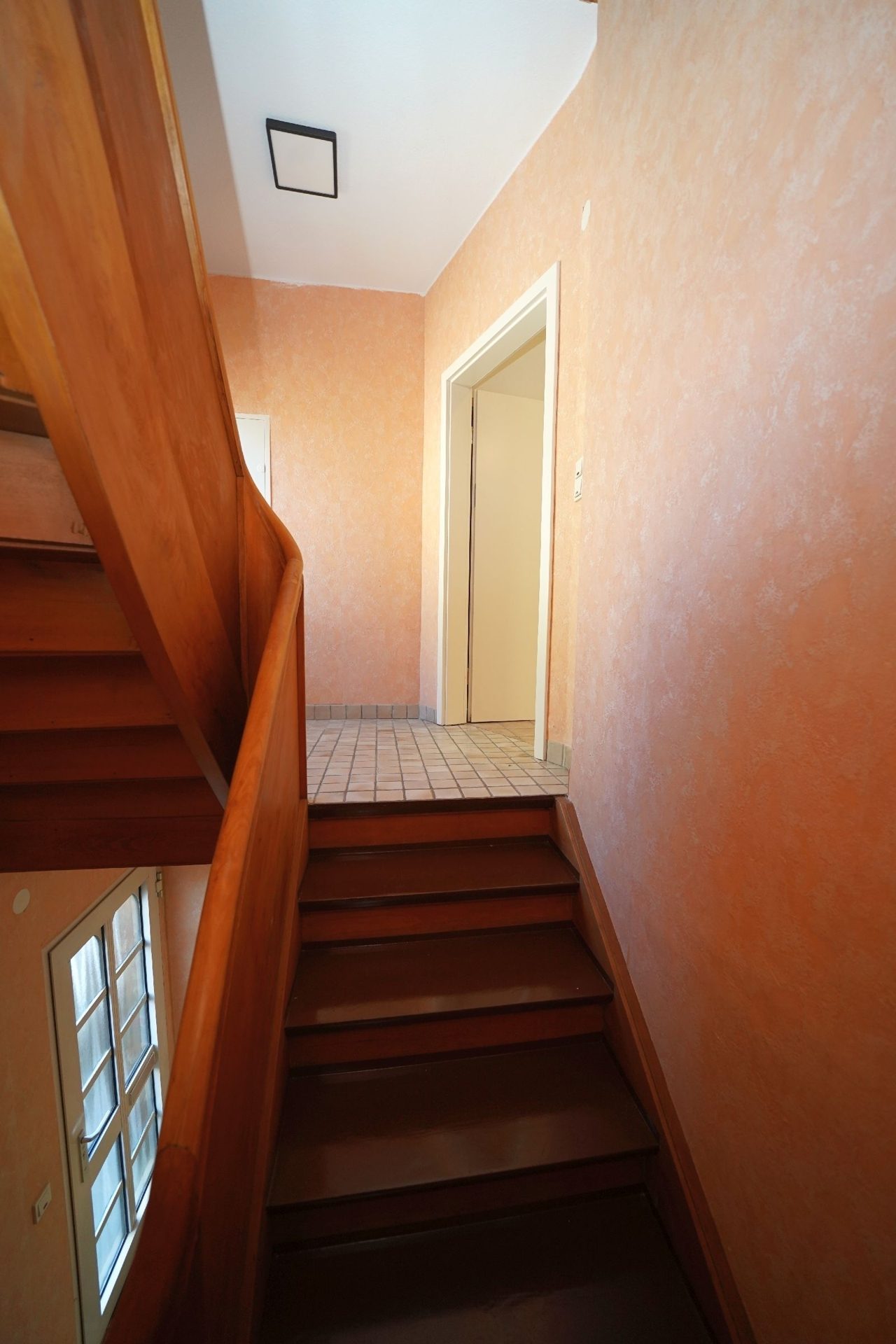 Immobilienangebot - Hürth - Alle - VERMIETET! Hier lässt es sich leben! Charmante Wohnung mit drei Zimmern und Balkon in Hürth-Gleuel