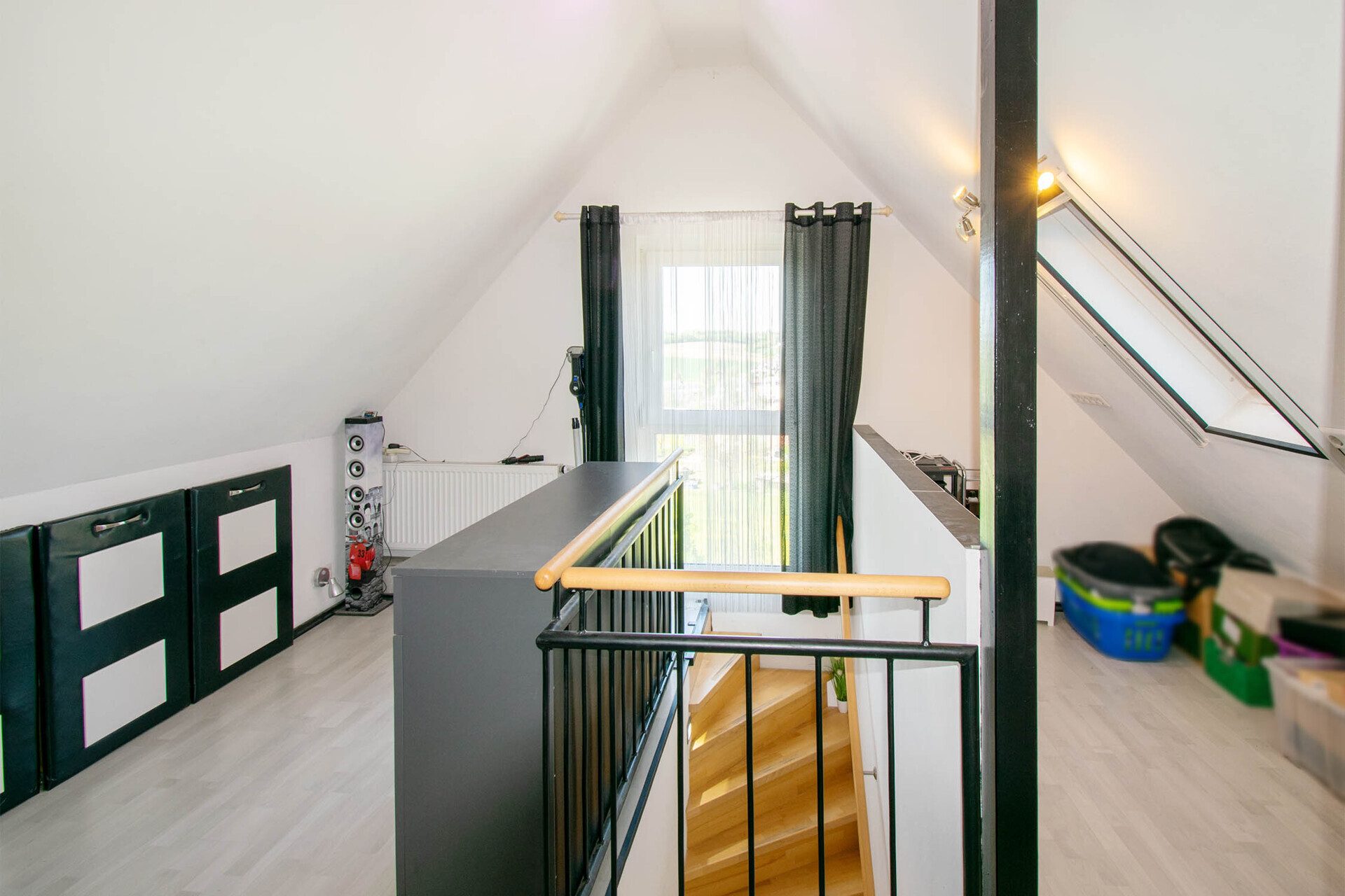 Immobilienangebot - Steinheim - Alle - Seltene Gelegenheit - Charmantes Einfamilienhaus mit riesigem Grundstück