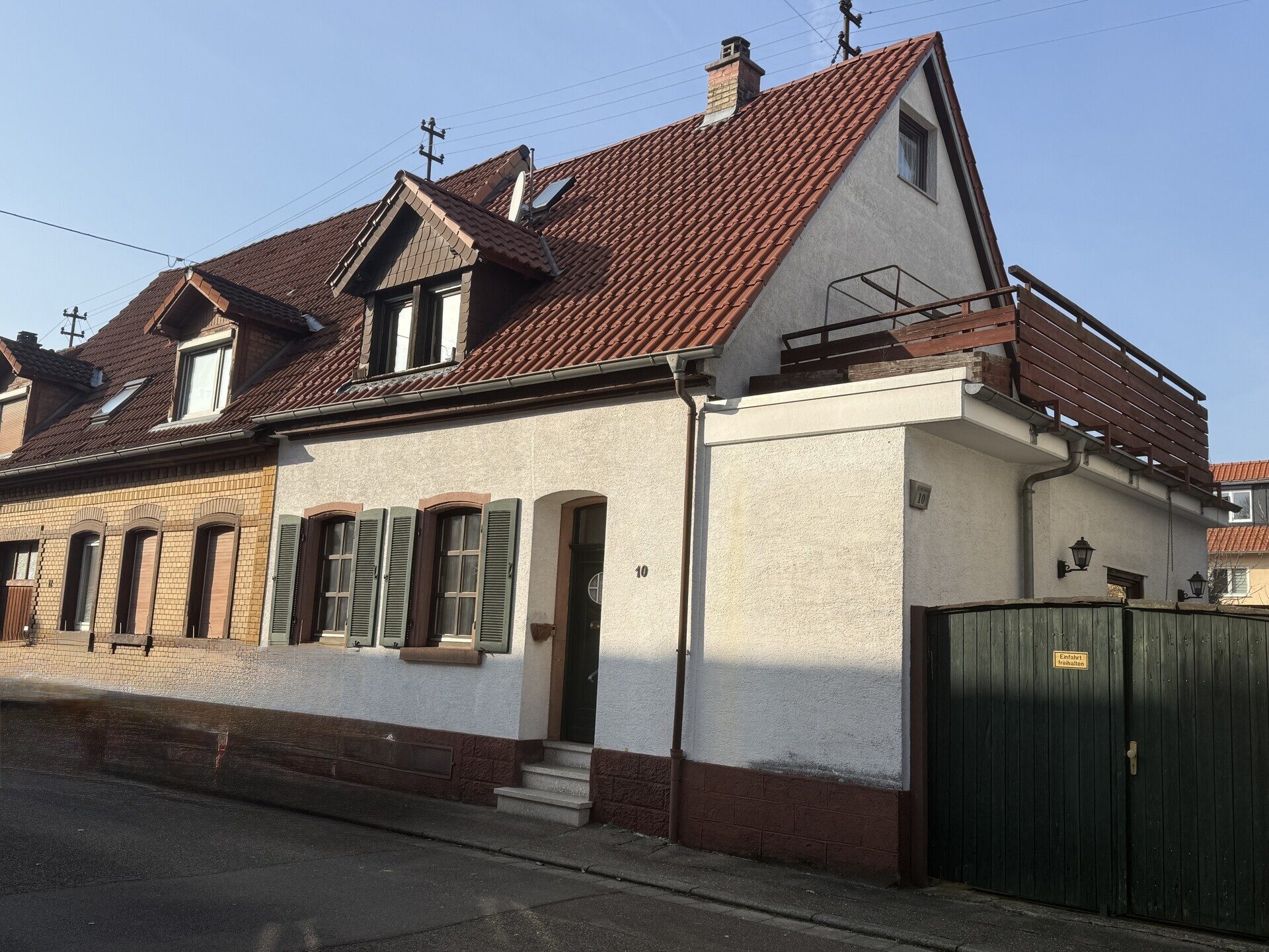 Immobilienangebot - Edingen-Neckarhausen - Alle - REH mit Erweiterungspotenzial in bester Lage von Edingen
