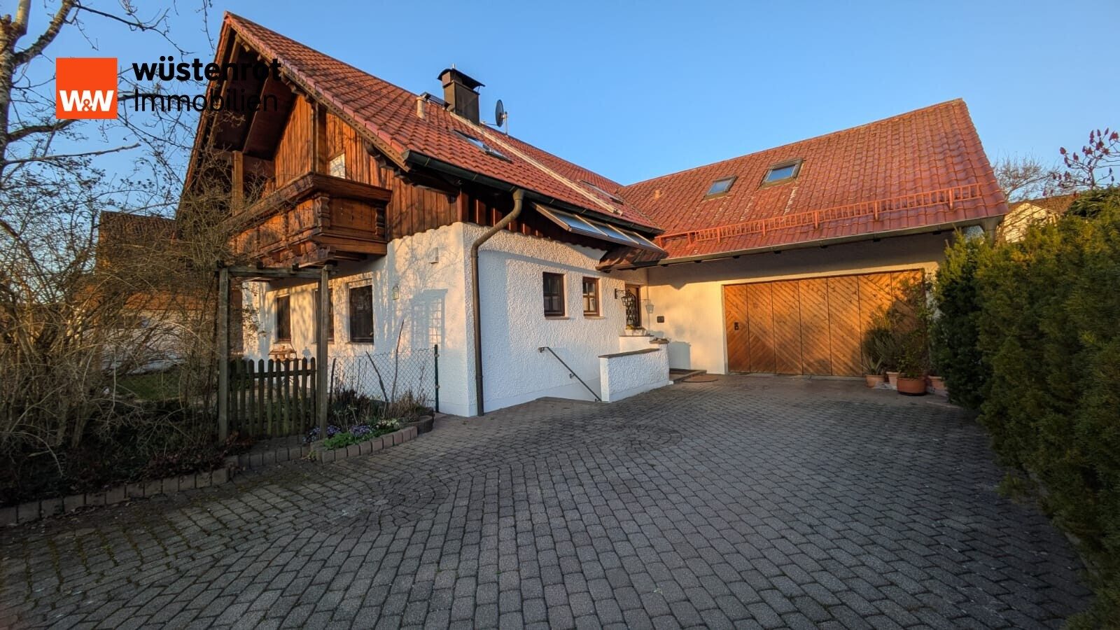 Immobilienangebot - Jesenwang - Alle - Exklusives Wohnhaus mit Wintergarten und Carport - auch ideal für Büros oder Praxen