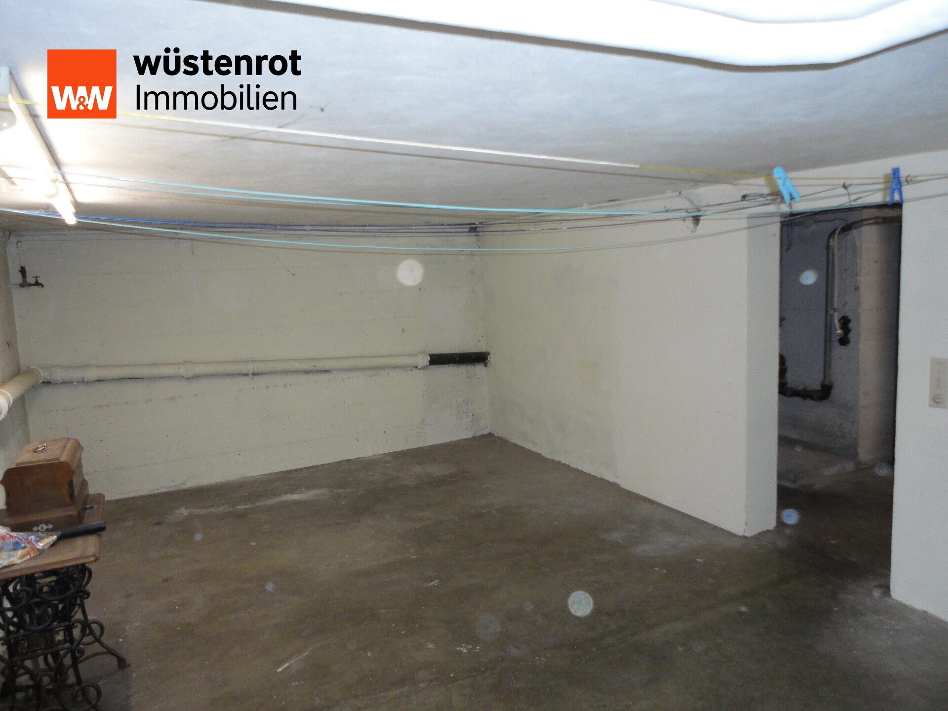 Immobilienangebot - Müllheim - Alle - Raumwunder im Dörnröschenschlaf: Doppelhaushälfte mit Gewerbeeinheit