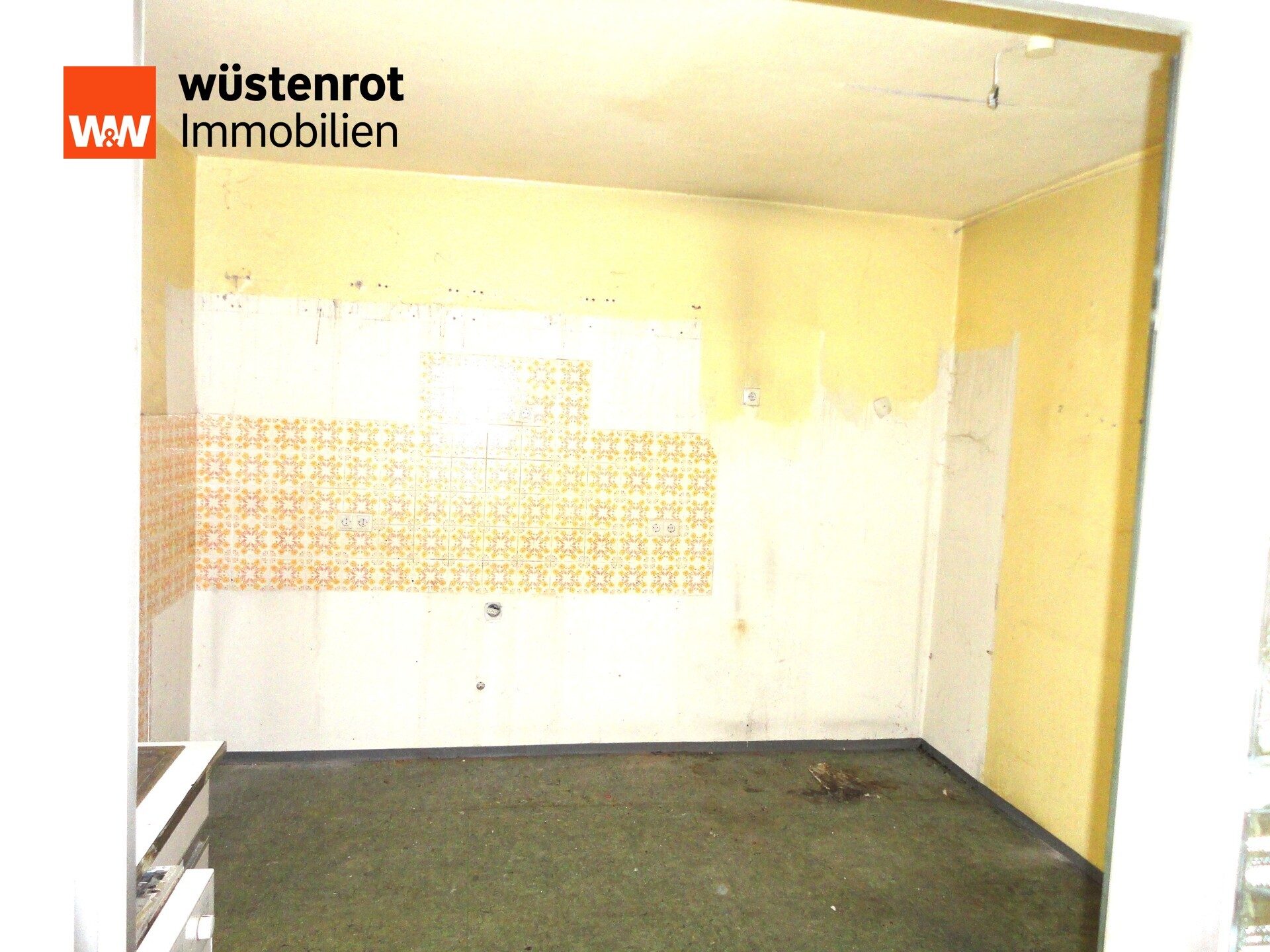 Immobilienangebot - Müllheim - Alle - Raumwunder im Dörnröschenschlaf: Doppelhaushälfte mit Gewerbeeinheit