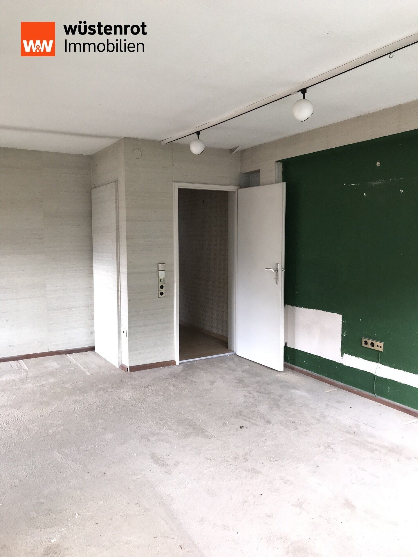 Immobilienangebot - Müllheim - Alle - Raumwunder im Dörnröschenschlaf: Doppelhaushälfte mit Gewerbeeinheit
